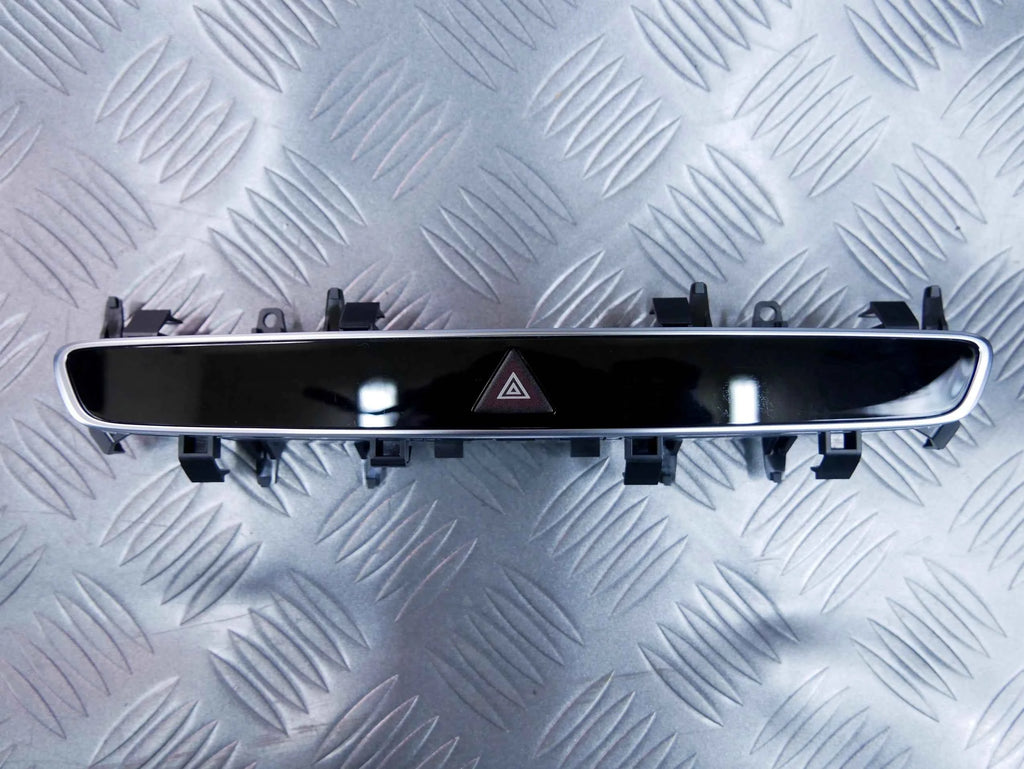 Panel przycisk świateł awaryjnych A2139054003 Mercedes E220D W213