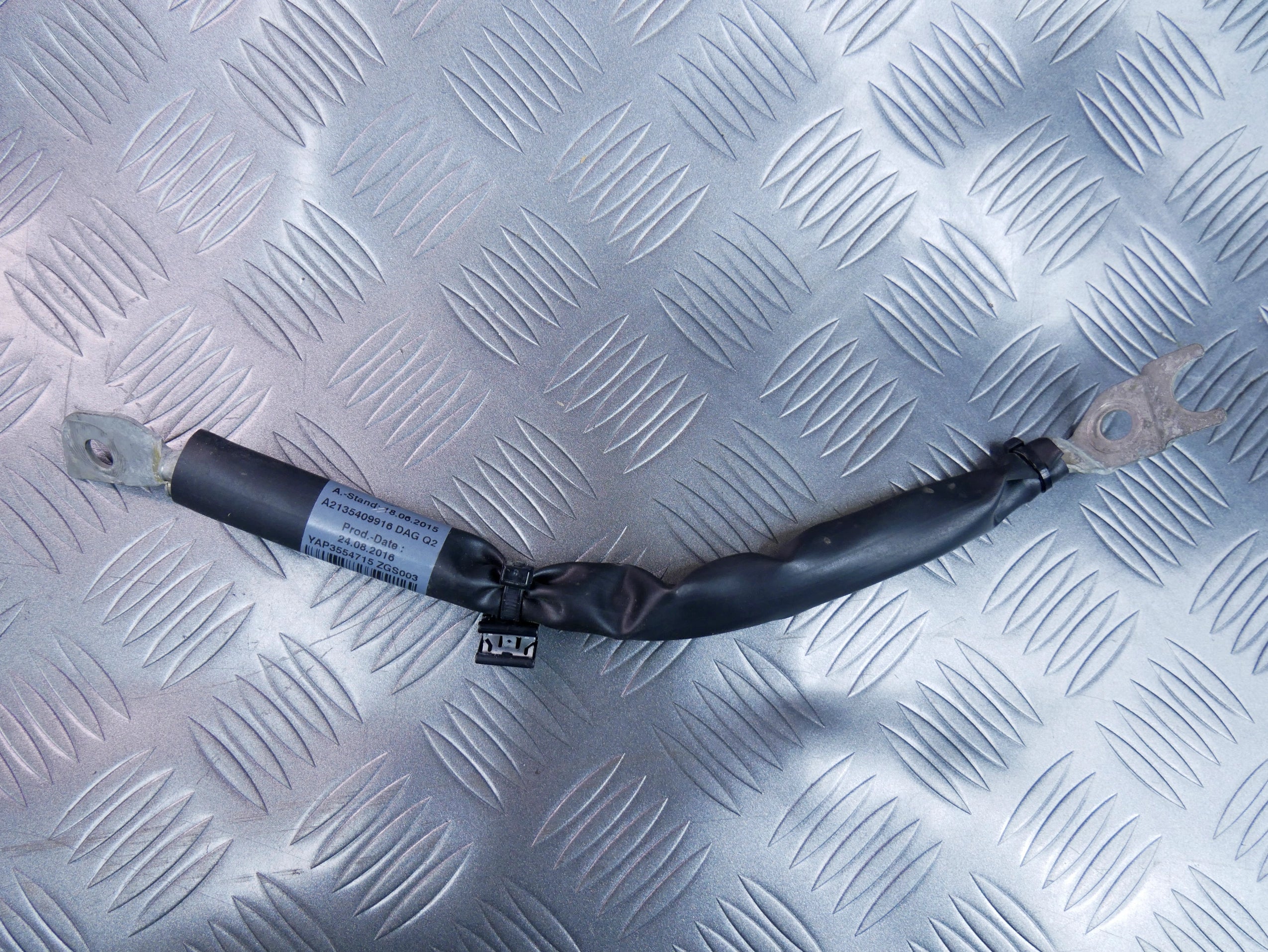 Przewód kabel klema akumulatora A2135409916 Mercedes E220D W213