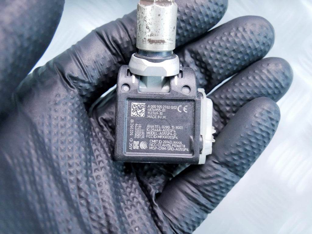 Czujnik TPMS ciśnienia opon kół OEM A0009052102 Mercedes E220D W213