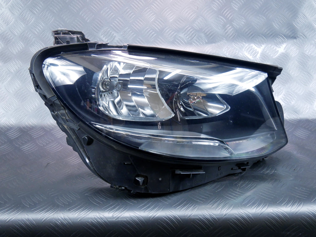 Lampa przód prawa zwykła A2138202261 Mercedes E220D W213