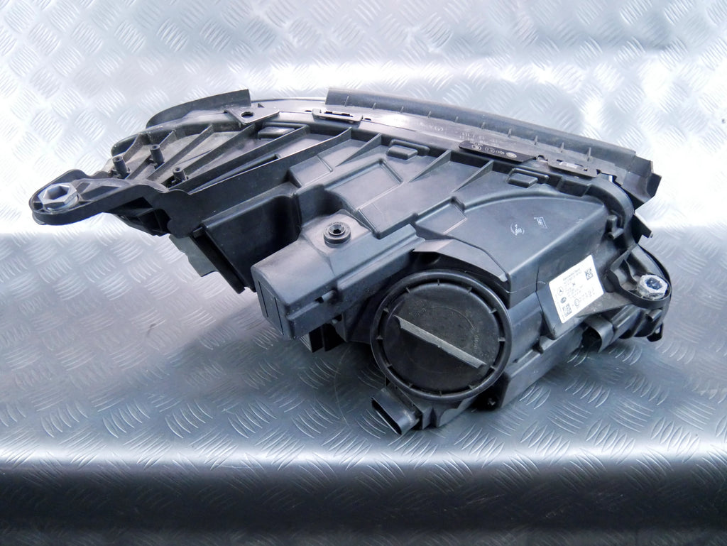 Lampa przód lewa zwykła A2138202161 Mercedes E220D W213