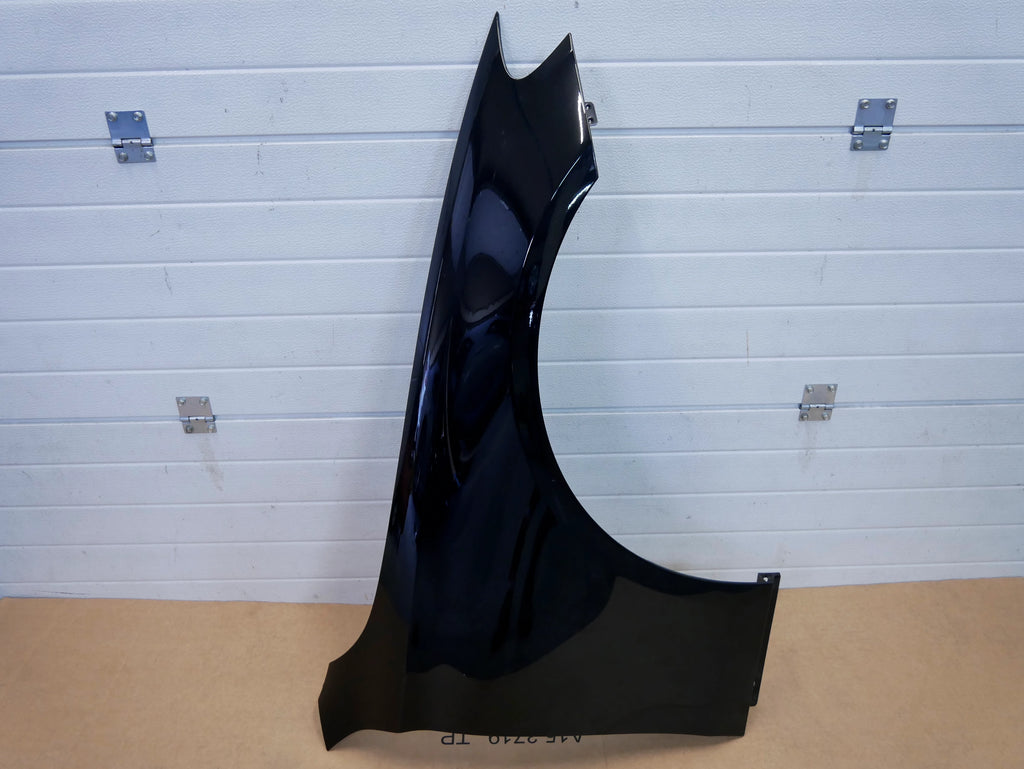 Błotnik przód przedni prawy ALU 9040 Mercedes E220D W213