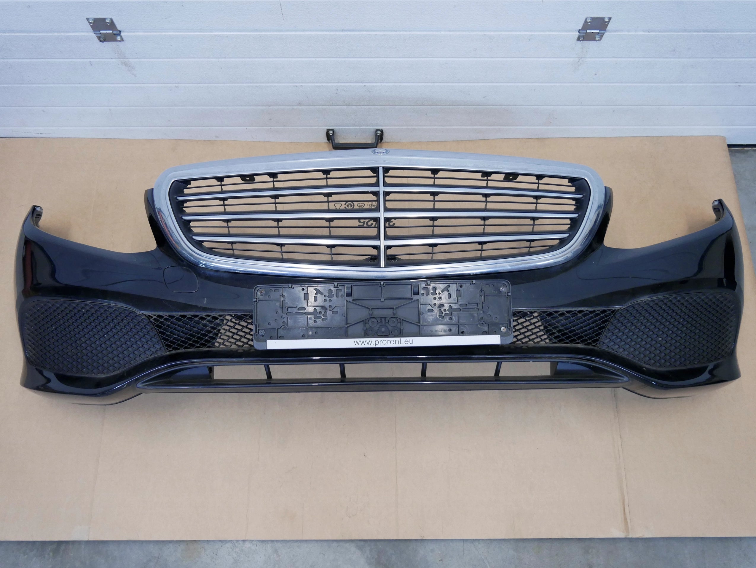 Zderzak przód przedni kompletny 9040 Mercedes E220D W213