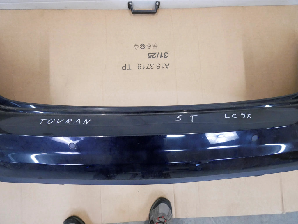 Zderzak tył tylny 6xPDC LC9X VW TOURAN III 5T