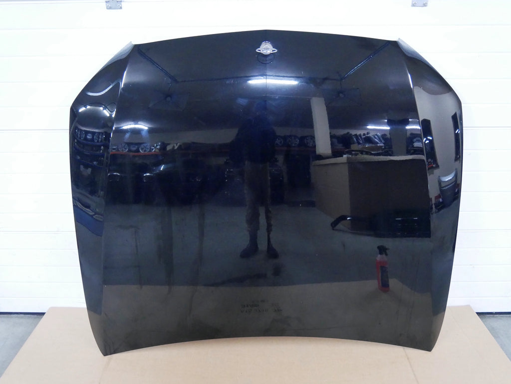 Maska aluminiowa pokrywa silnika OEM 9040 Mercedes E220D W213