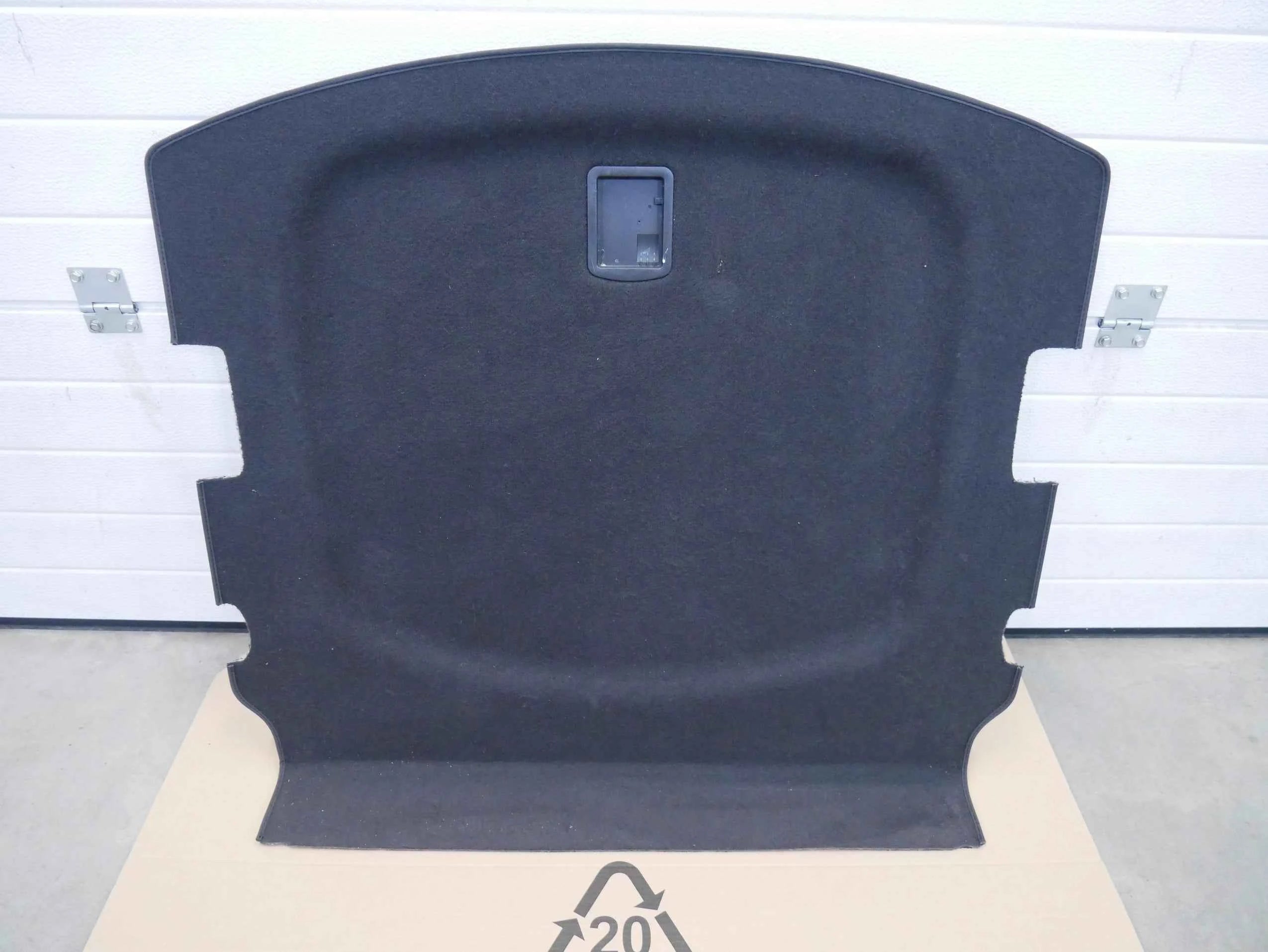 Podłoga wykładzina bagażnika 4H0863463J AUDI A8 4H0 LIFT