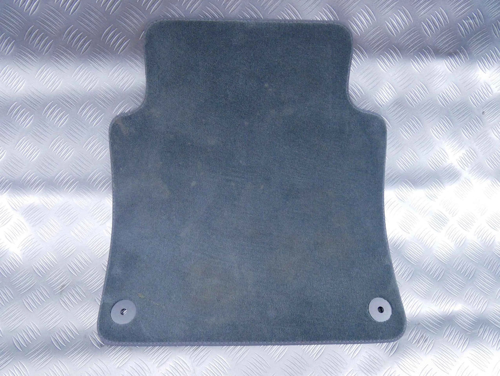 Dywanik tył tylny lewy 4N4863731 AUDI A8 4N
