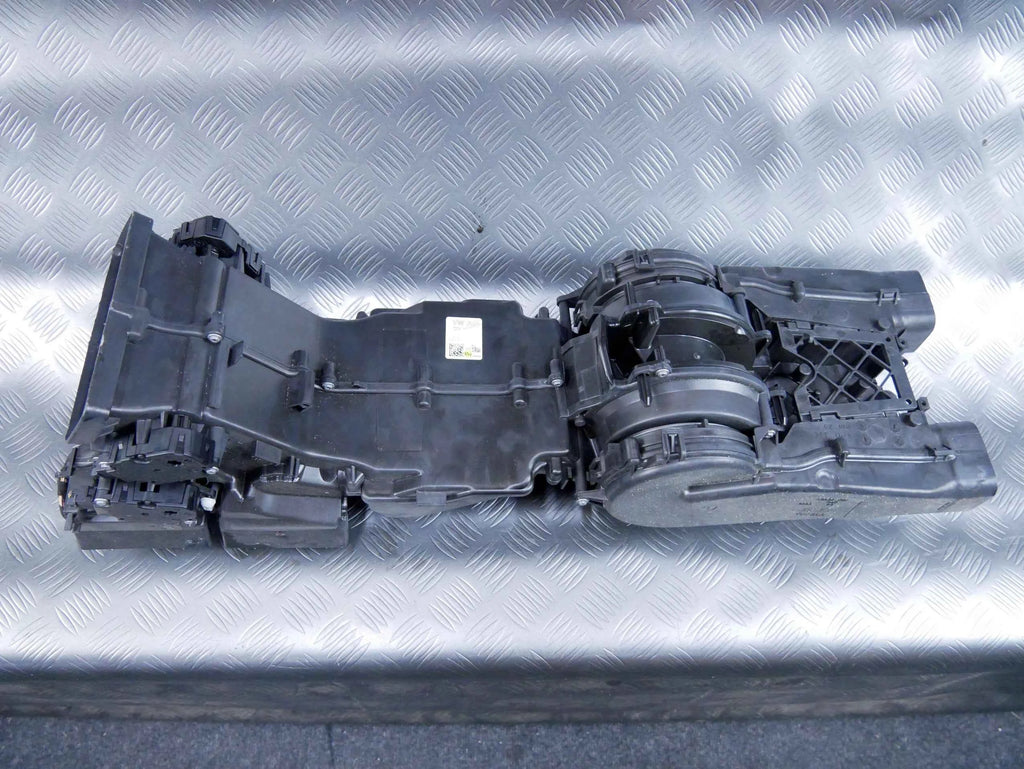 Nagrzewnica tył tylna dmuchawa 4N0819351 AUDI A8 4N0