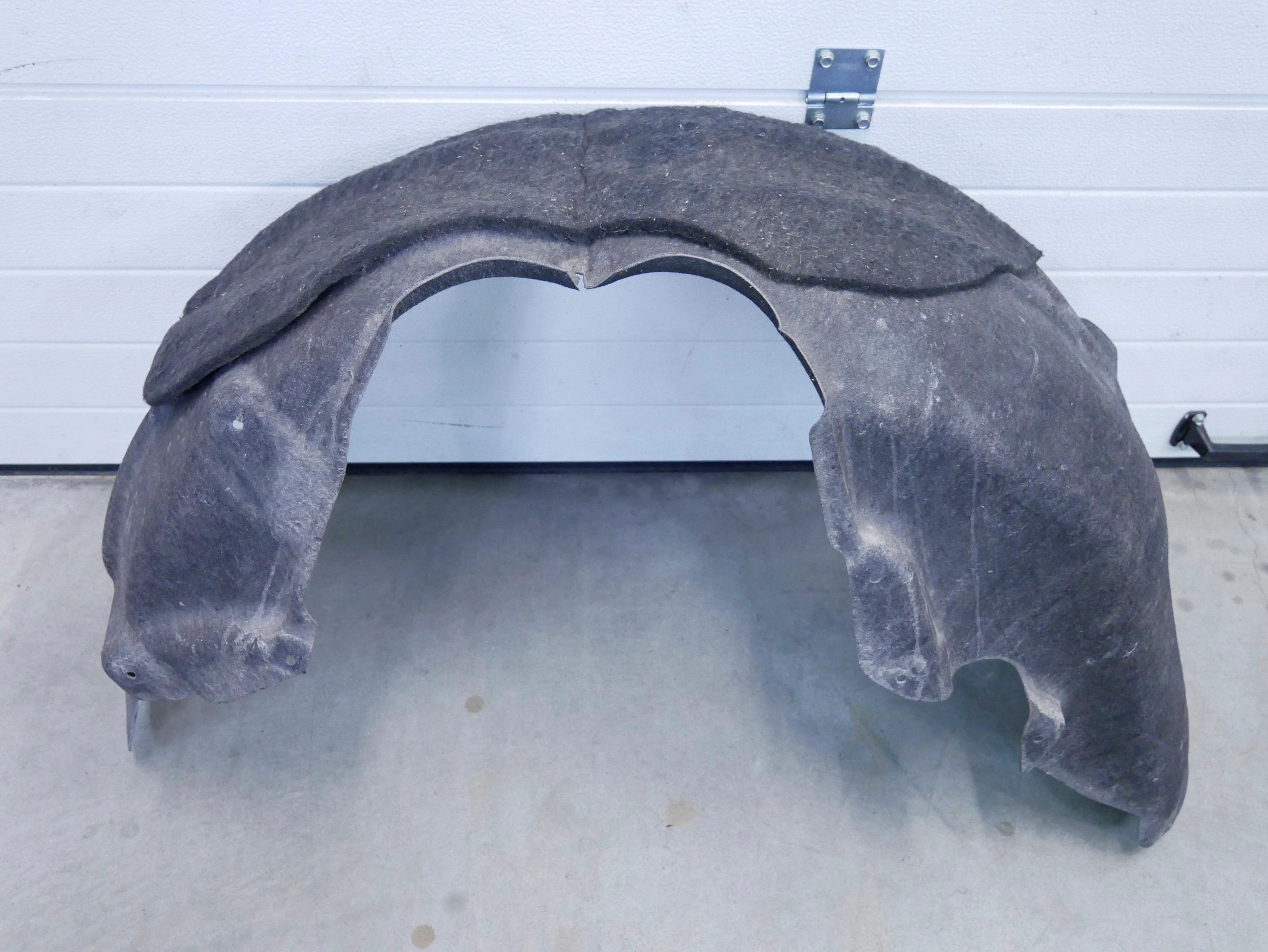 Nadkole tył tylne lewe 4H0810171 AUDI A8 4H