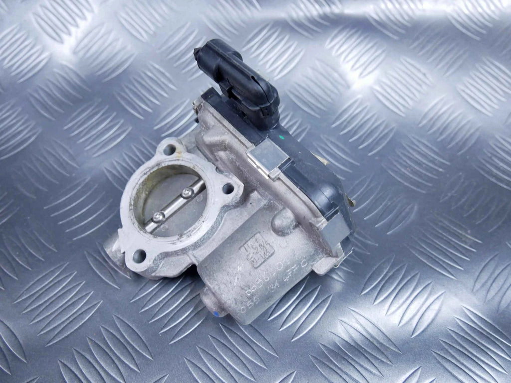Przepustnica 059131477C AUDI A8 D5 3.0 TDI