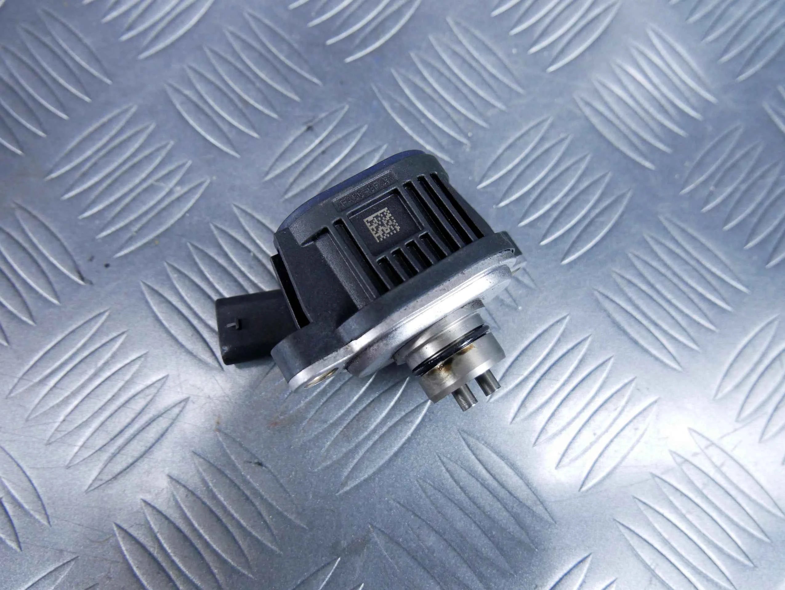 Zawór elektromagnetyczny 059906048C AUDI A8 D5 3.0 TDI