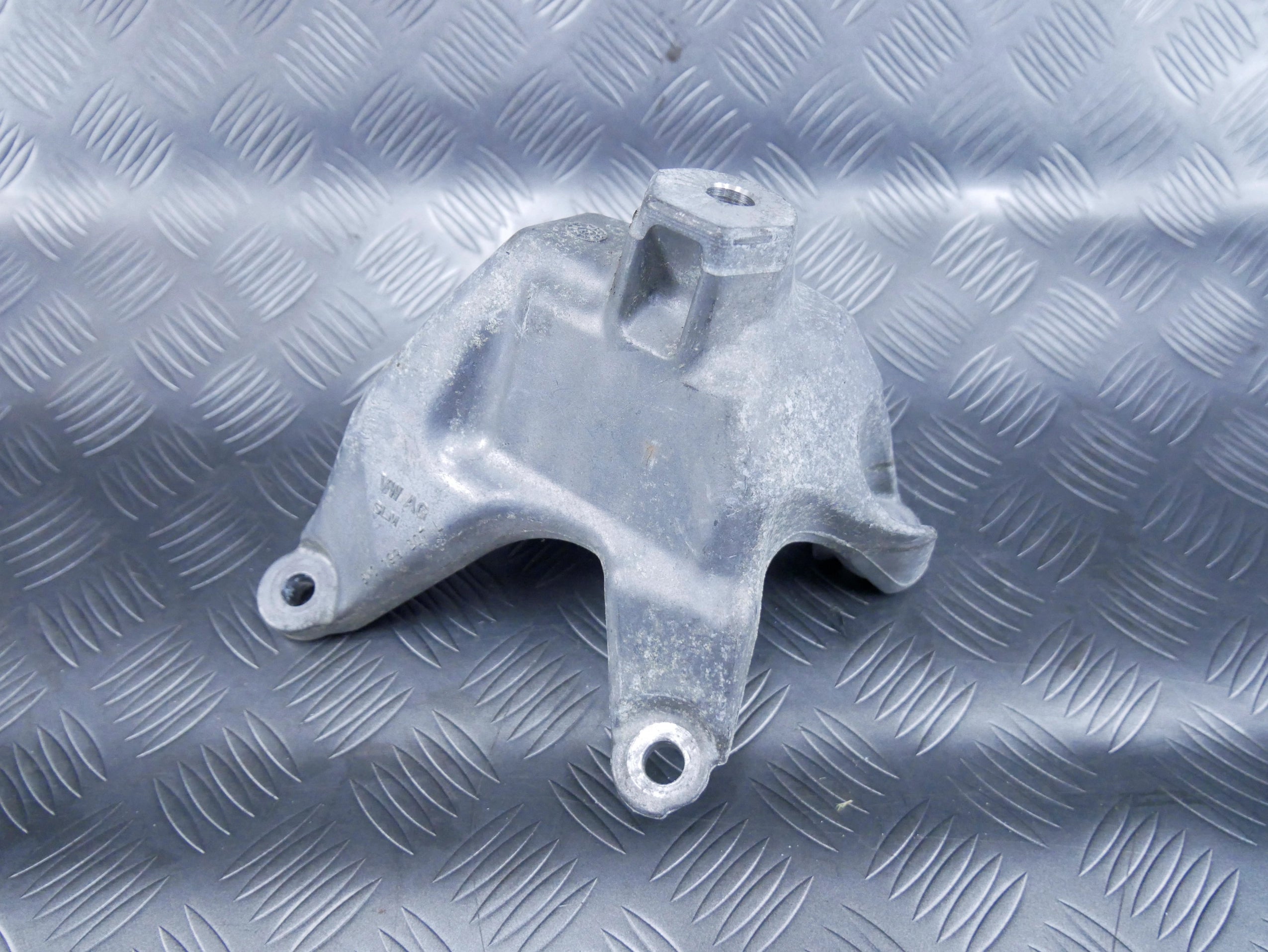 Łapa silnika lewa 8W0199307L AUDI A7 4K 3.0 TFSI