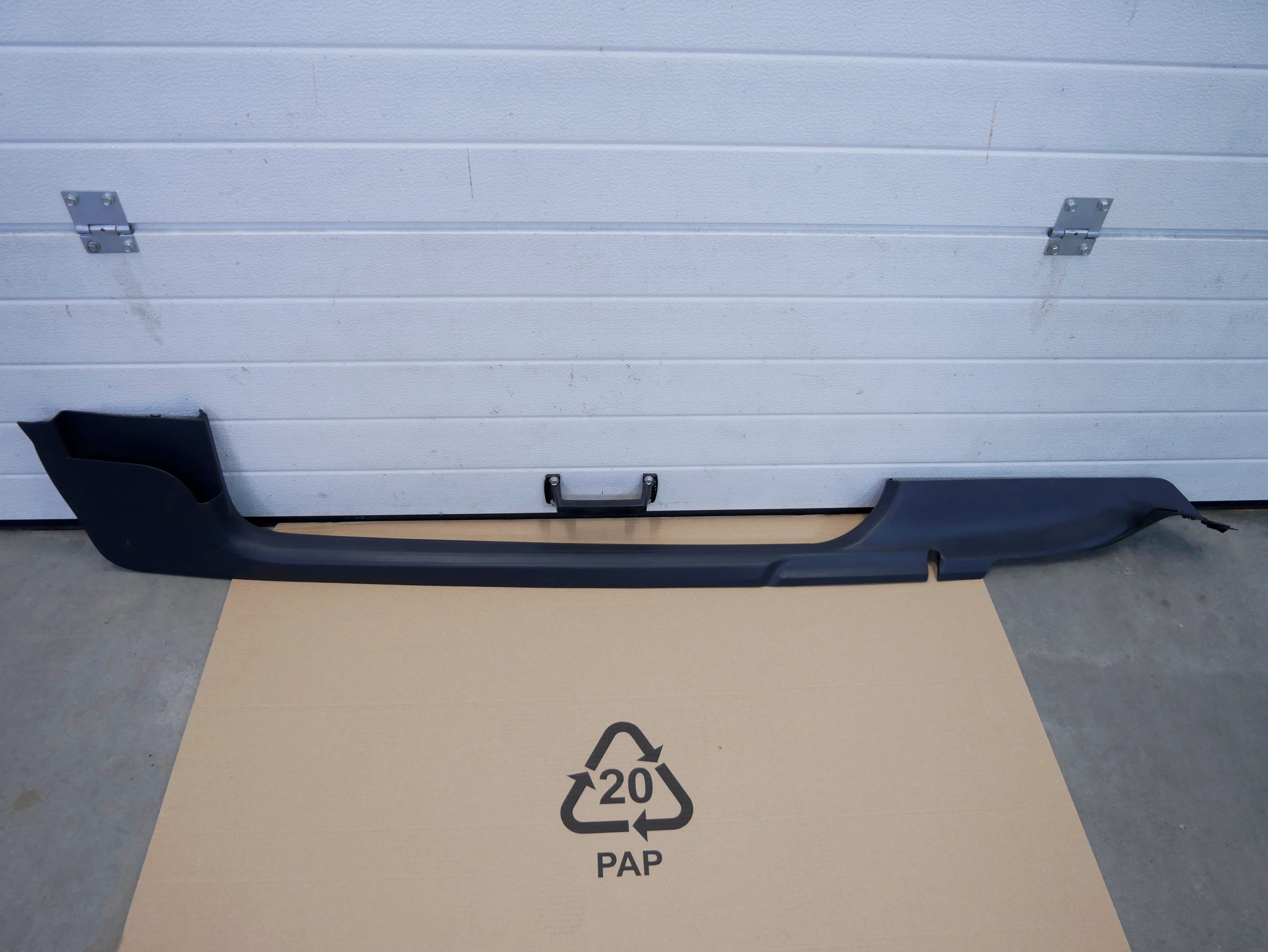 Osłona listwa progowa prawa 6J3863484 SEAT IBIZA IV 6J 3D