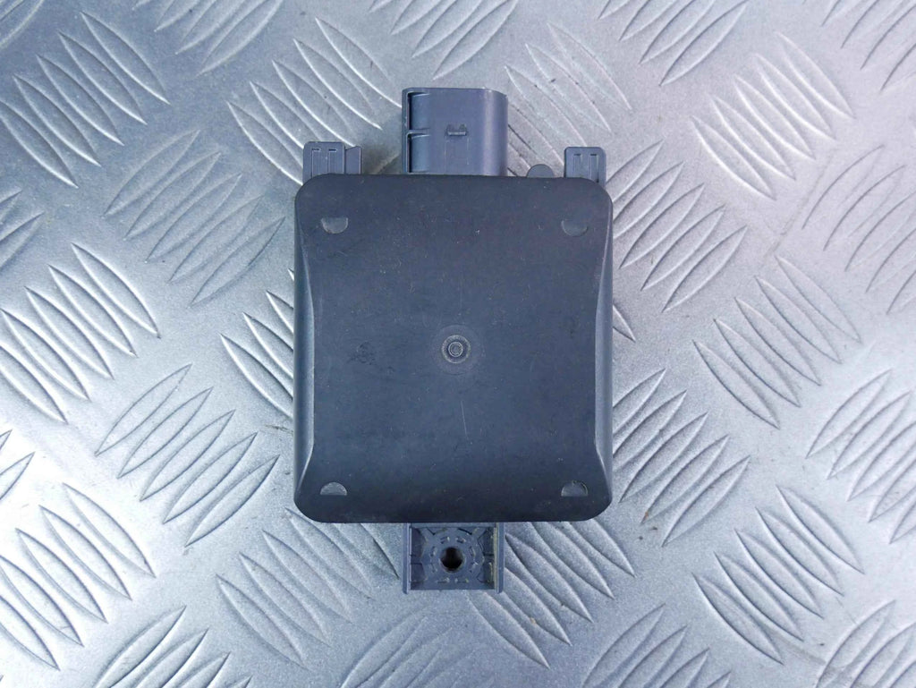 Radar distronic ACC asystent pasa 2Q0907686D VW AUDI SKODA