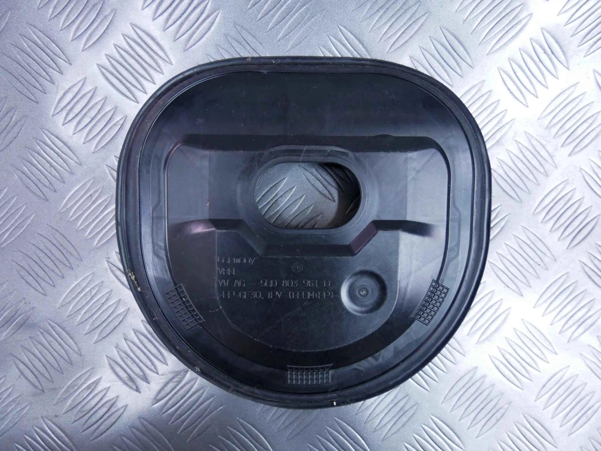 Osłona pokrywa pompy paliwa 5Q0803961D AUDI Q5 80A