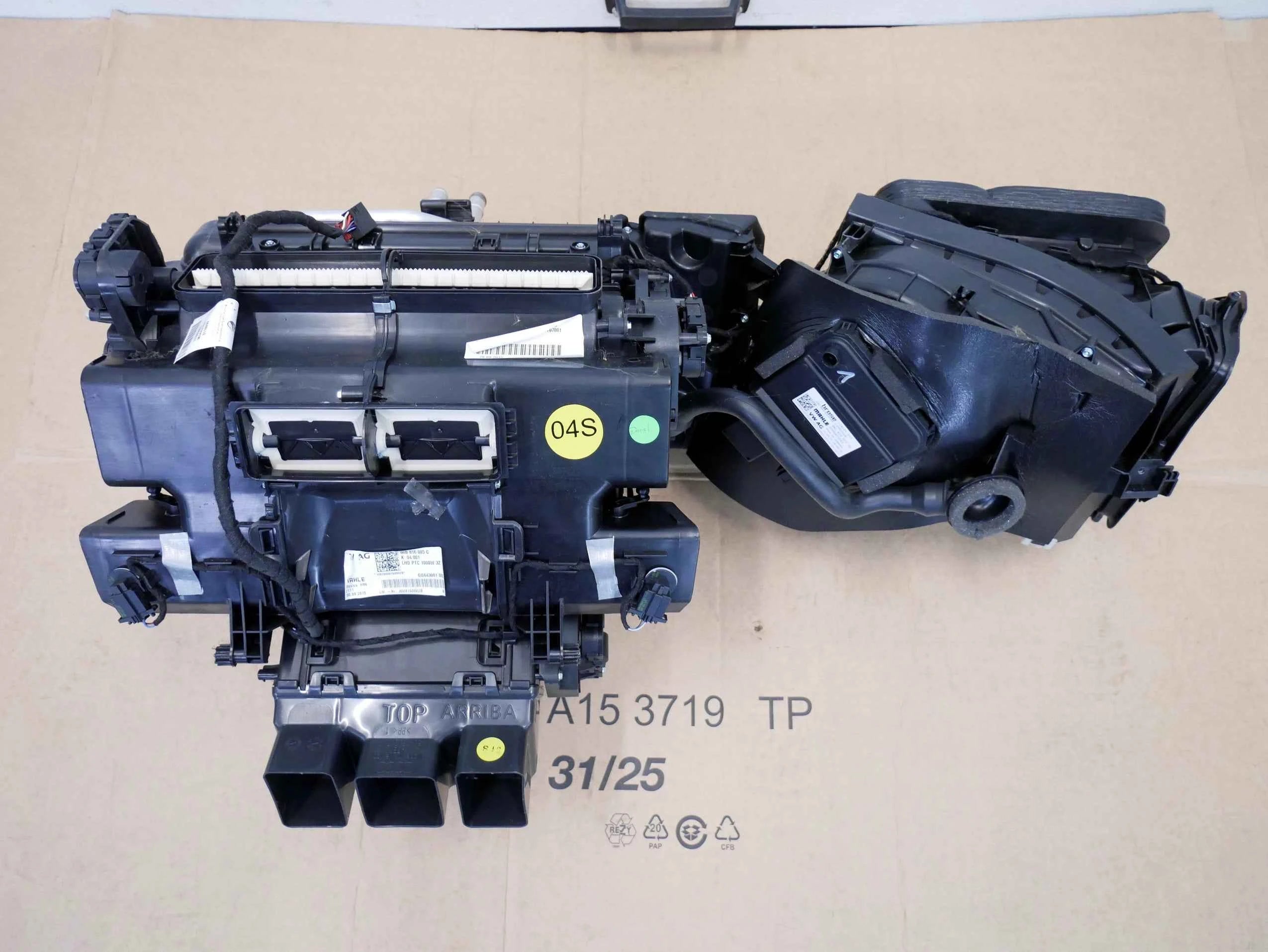 Nagrzewnica kompletna 80B816005C AUDI Q5 80A