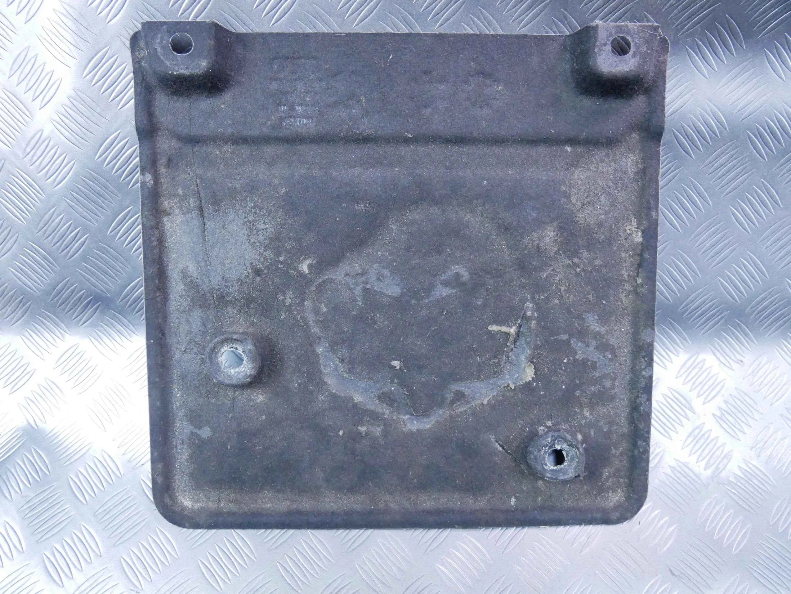 Osłona podwozia 80A825209H AUDI Q5 80A