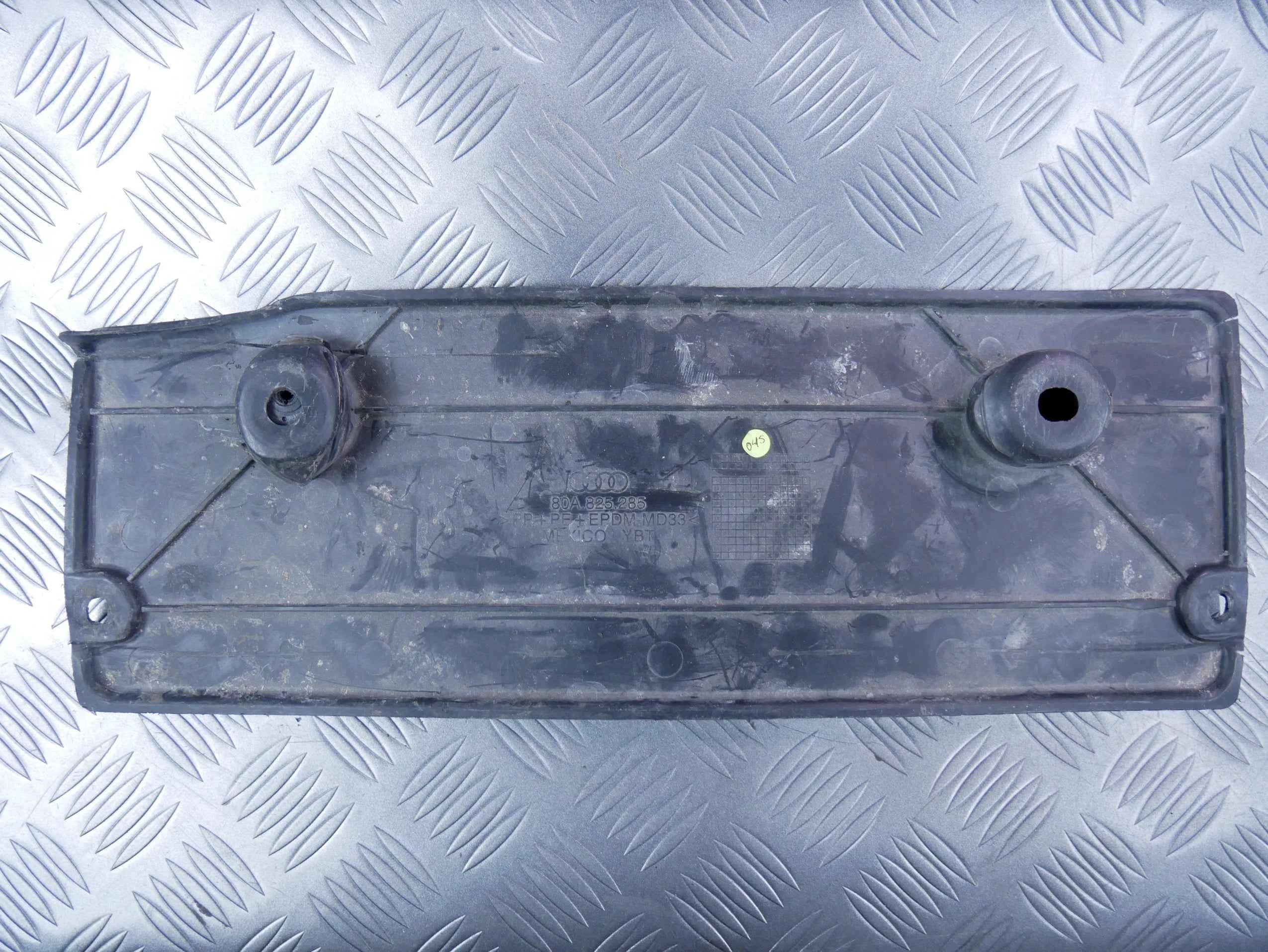 Osłona podwozia 80A825285 AUDI Q5 80A