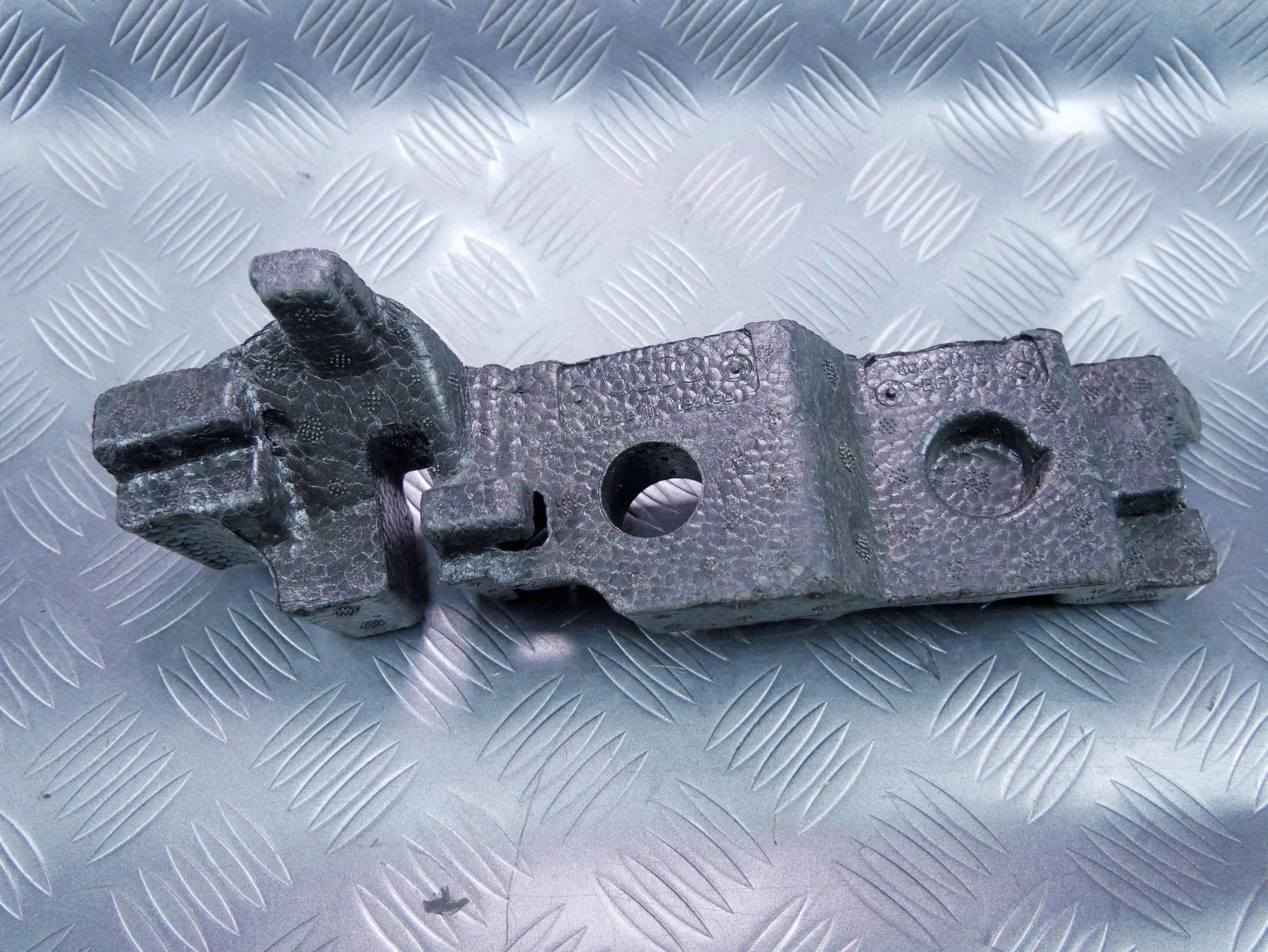 Absorber styropian zderzaka tył prawy 80A807666 AUDI Q5 80A
