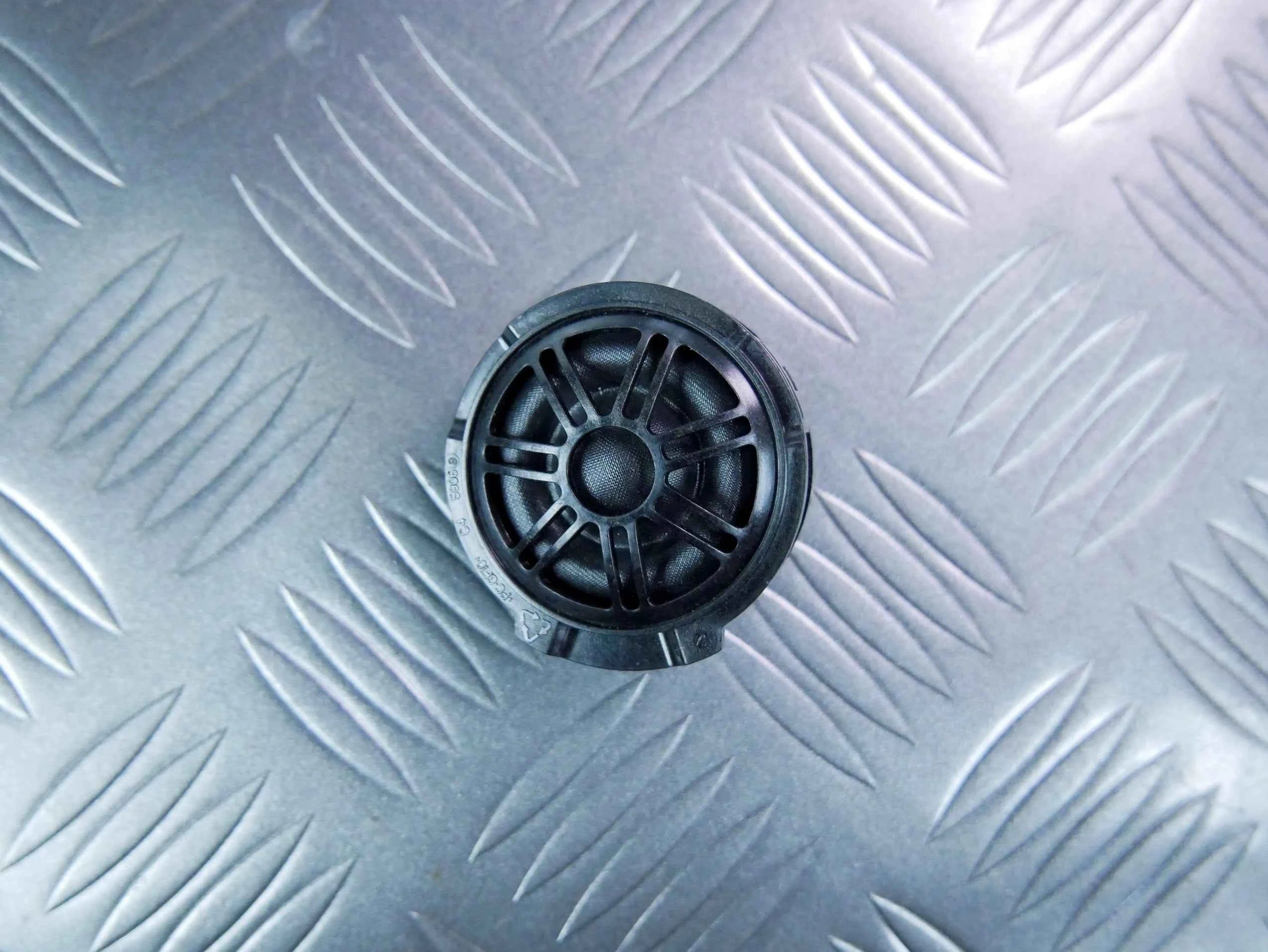 Głośnik deski Bang&Olufsen 80A035397 AUDI Q5 80A