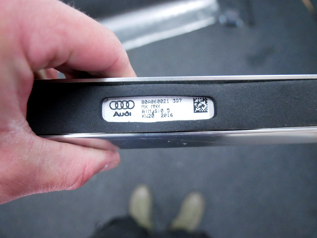 Reling dachowy lewy CHROM 80A860021 AUDI Q5 80A