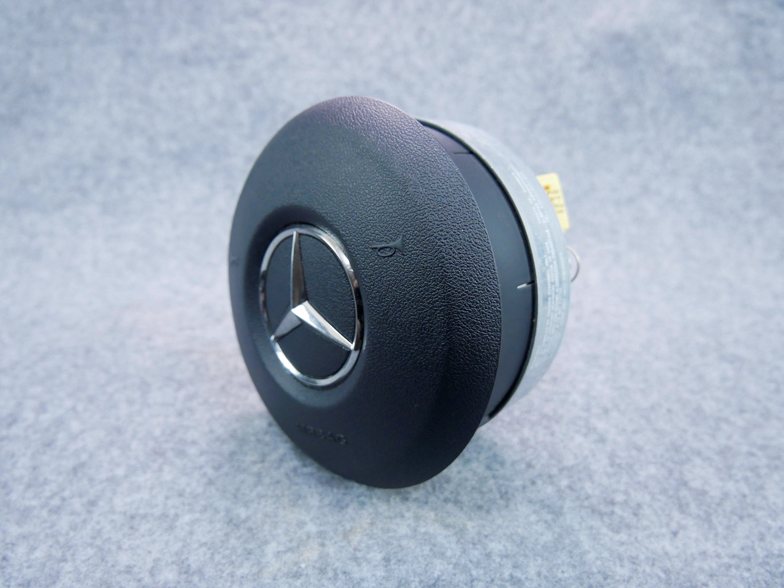 Airbag poduszka kierowcy A0008606002 Mercedes C300 W205 LIFT AMG