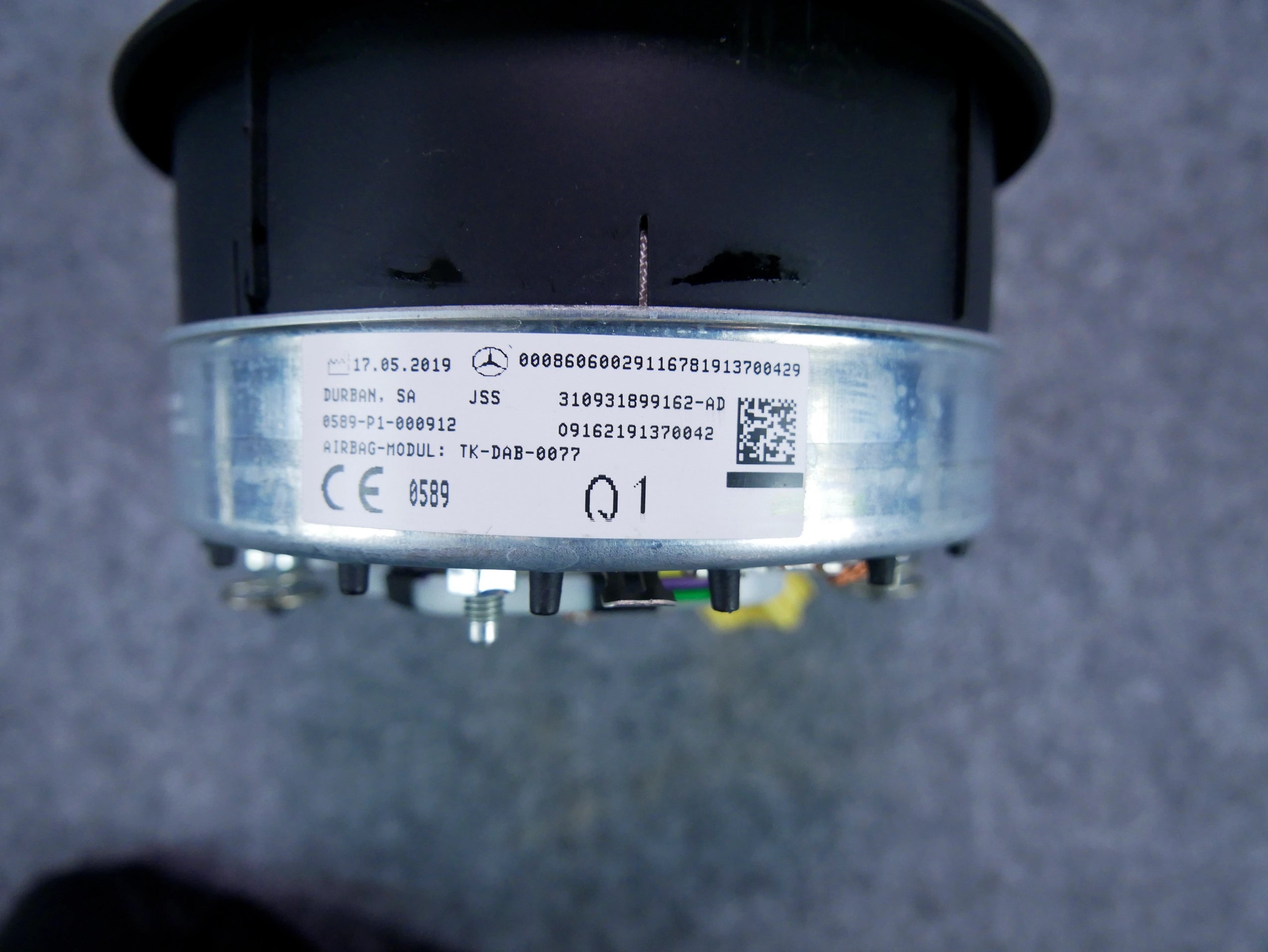 Airbag poduszka kierowcy A0008606002 Mercedes C300 W205 LIFT AMG