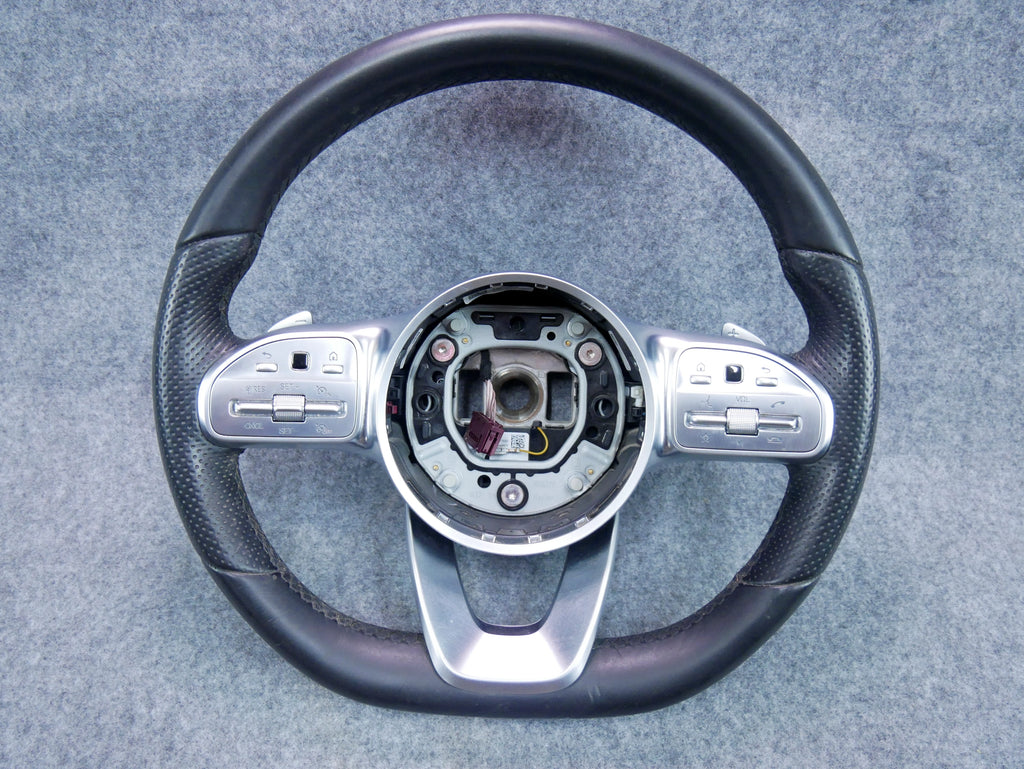 Kierownica skórzana A0004608402 Mercedes C-klasa W205 LIFT AMG