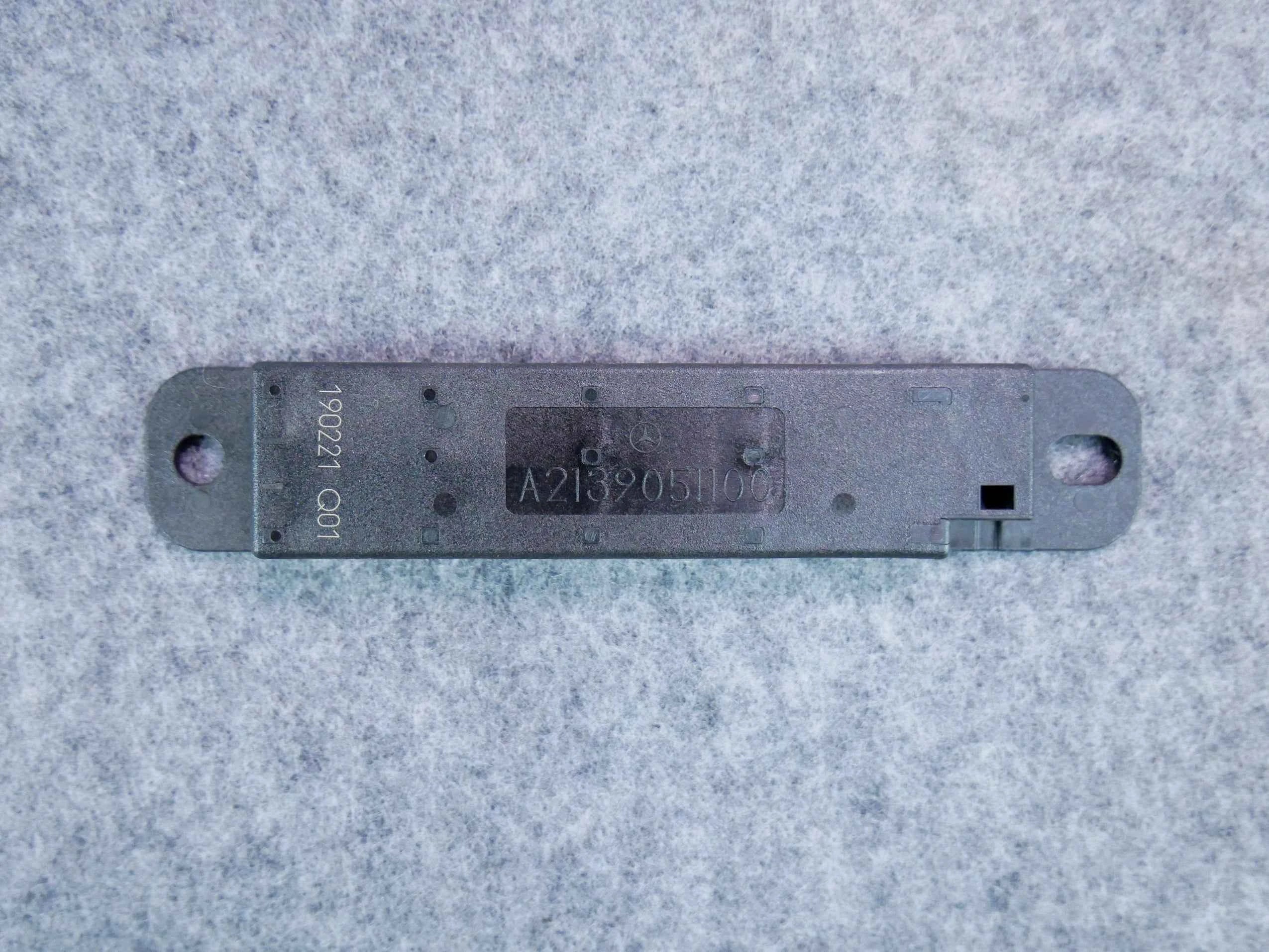 Antena keyless A2139051100 Mercedes C-klasa W205