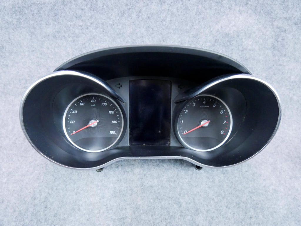 Licznik zegary A2059001145 Mercedes C300 W205 LIFT USA