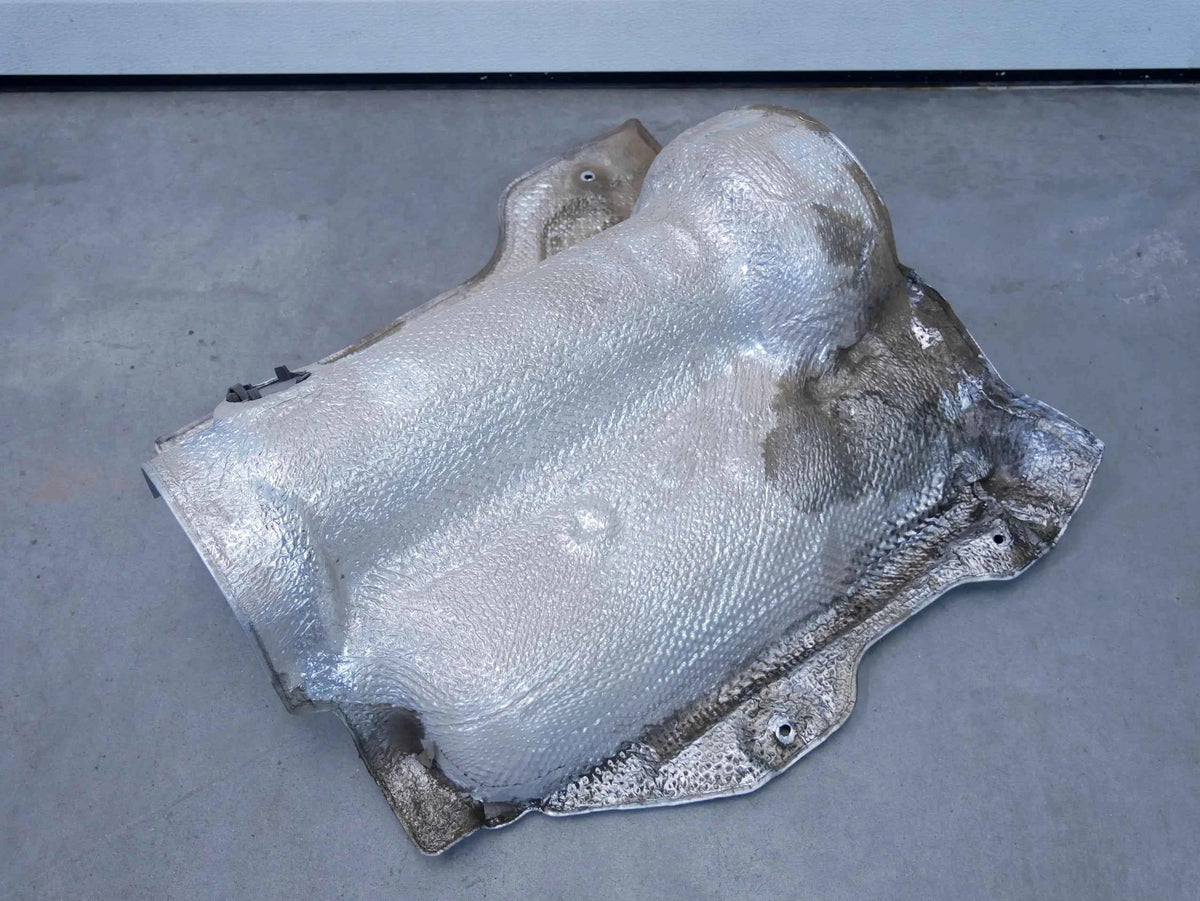 Osłona termiczna podwozia A2054700347 Mercedes C-klasa C300 W205