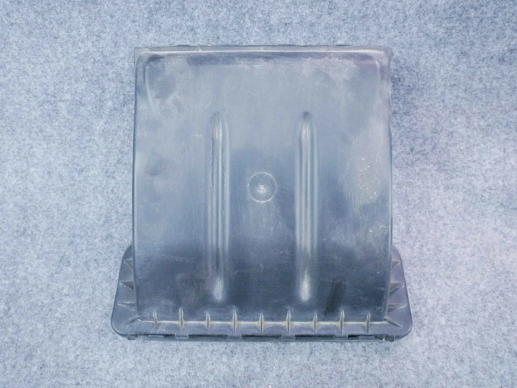Osłona obudowa filtra kabinowego A2058308802 Mercedes C-klasa W205
