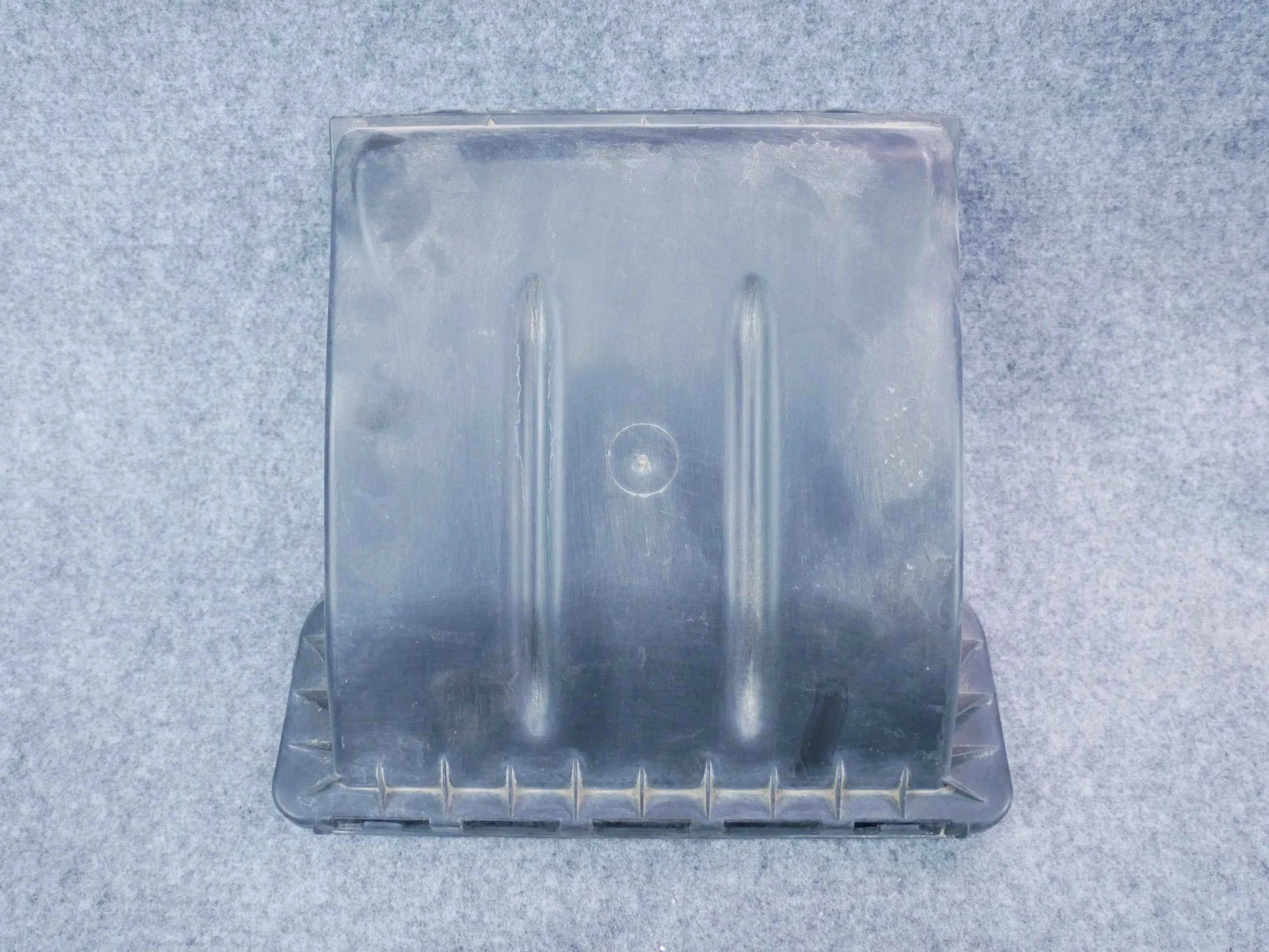 Osłona obudowa filtra kabinowego A2058308802 Mercedes C-klasa W205