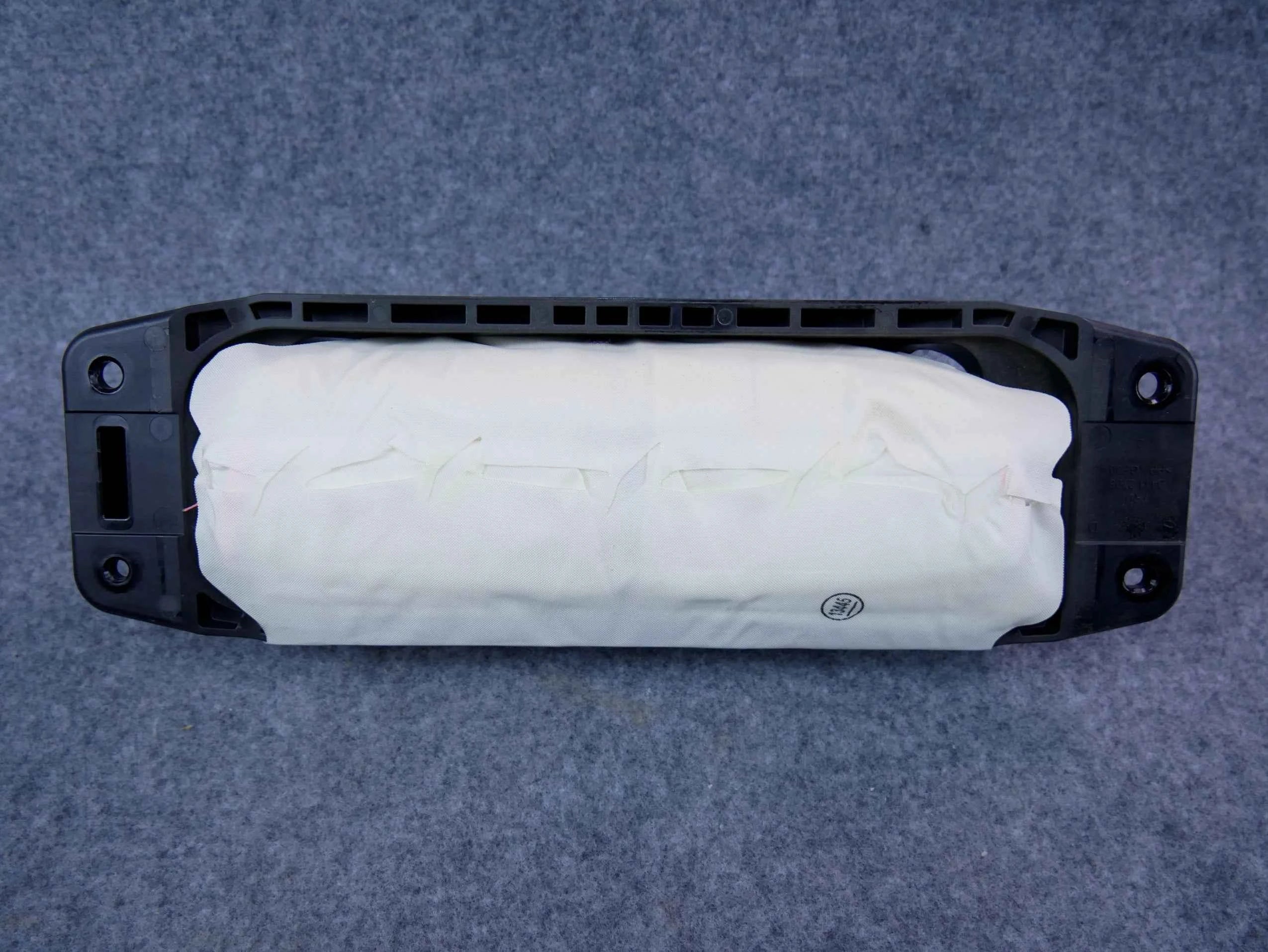 Airbag poduszka pasażera 2058606501 Mercedes C300 W025 LIFT USA
