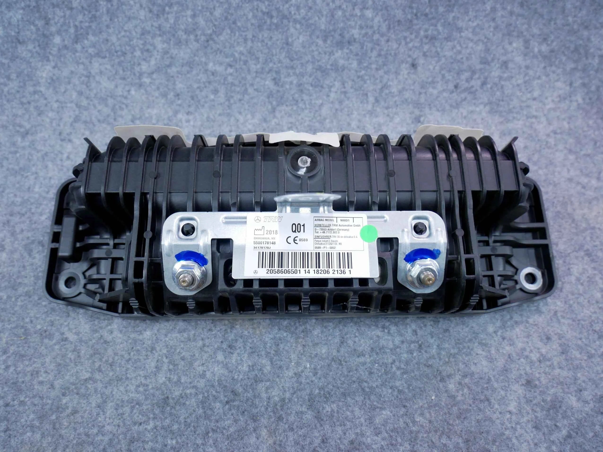 Airbag poduszka pasażera 2058606501 Mercedes C300 W025 LIFT USA