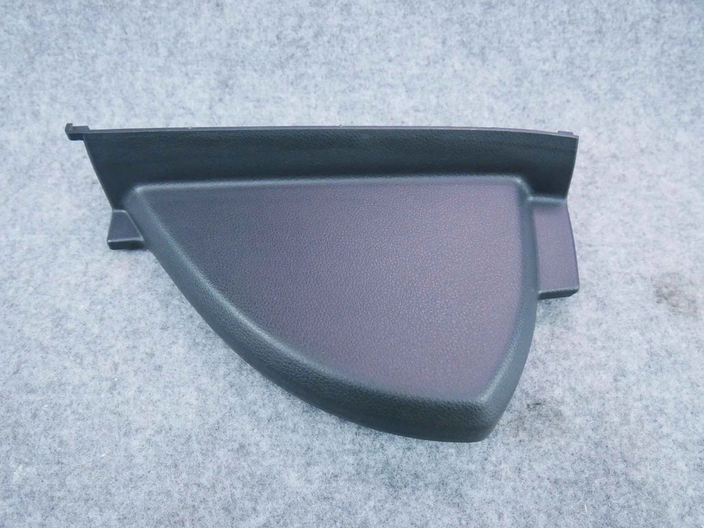 Osłona zaślepka boku konsoli lewa A2056801107 Mercedes C-klasa W205