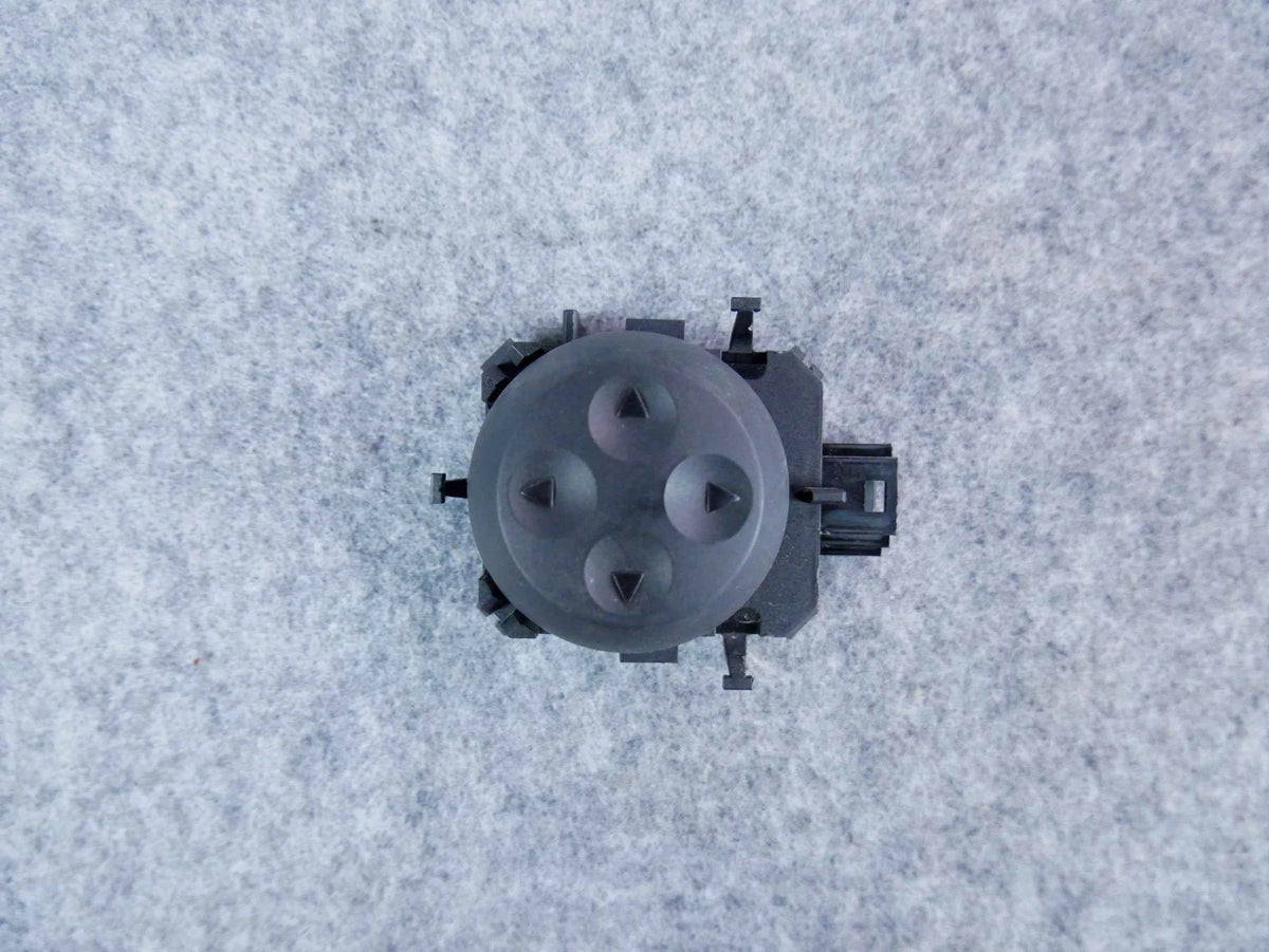 Przycisk przełącznik regulacji fotela A2059057603 Mercedes C300 W205
