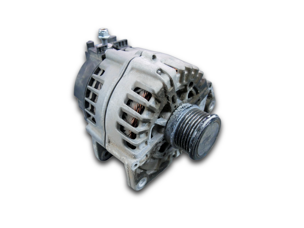 Alternator VALEO A0009069905 Mercedes C300 W205