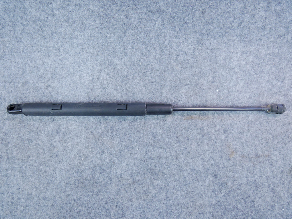 Siłownik maski lewy A2059800164 Mercedes C-klasa C300 W205