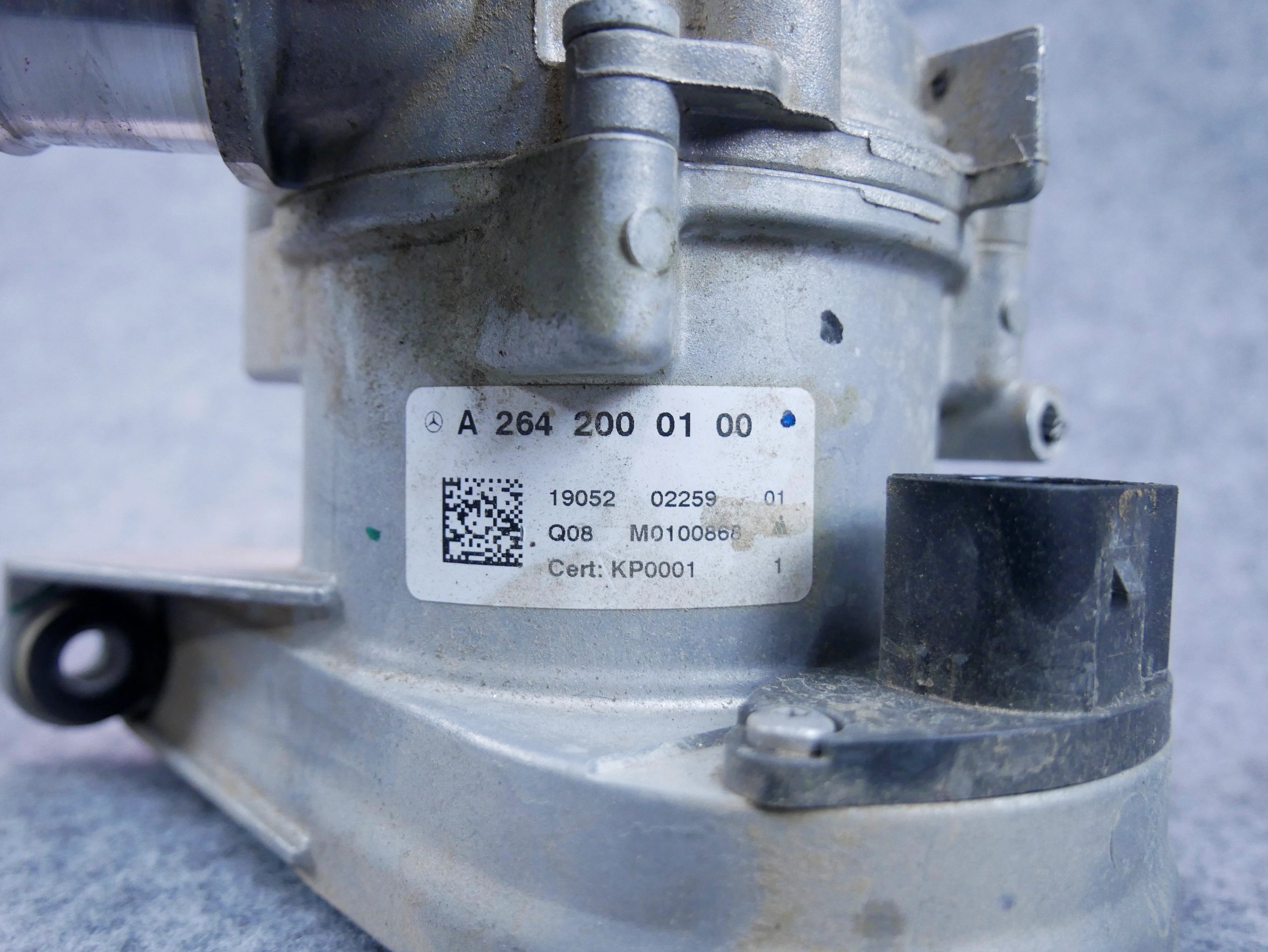 Pompa wody A2642000100 Mercedes C300 W205