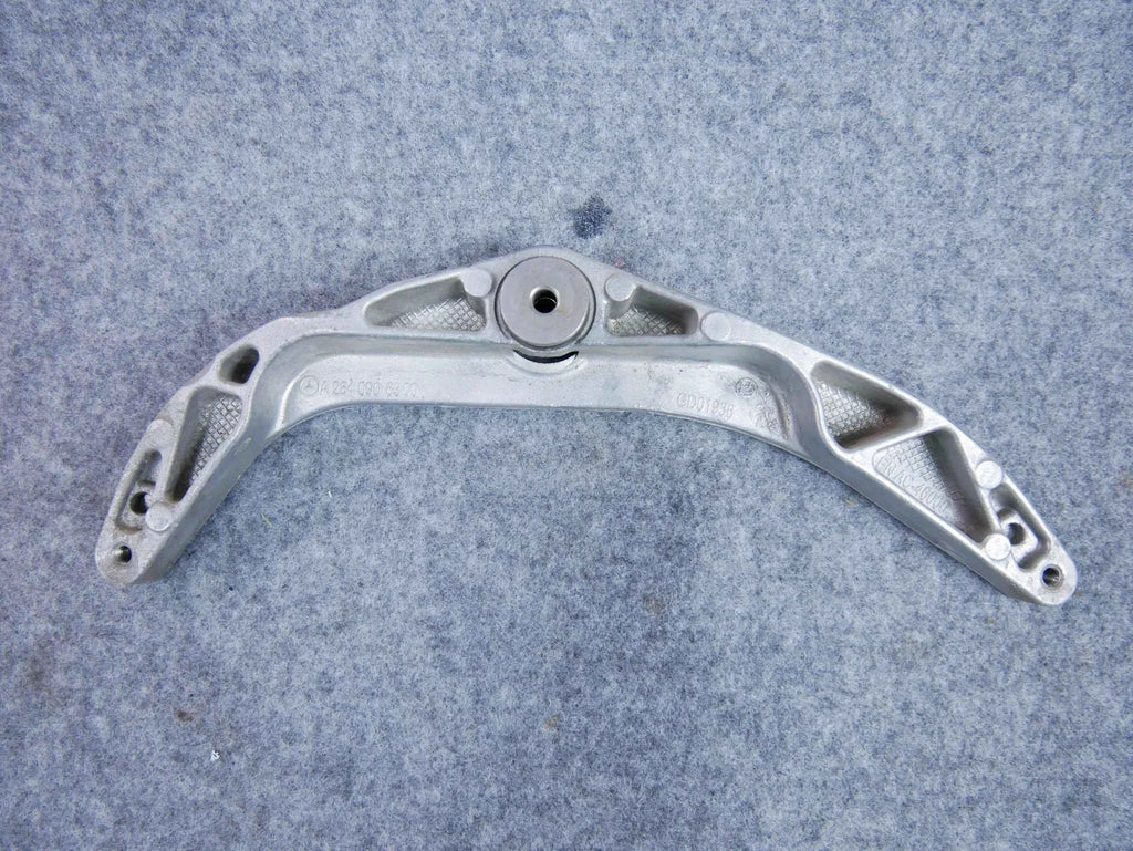 Łapa wspornik silnika A2640906300 Mercedes C300 W205