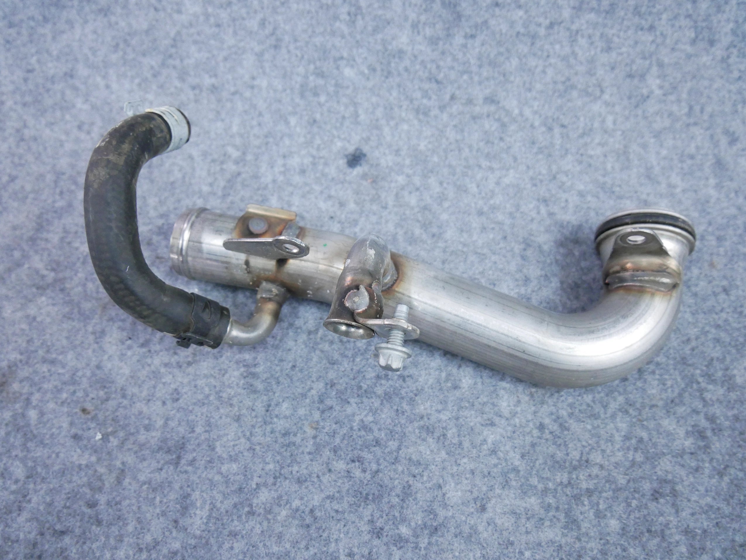 Rura przewód wody A2642000800 Mercedes C300 W205