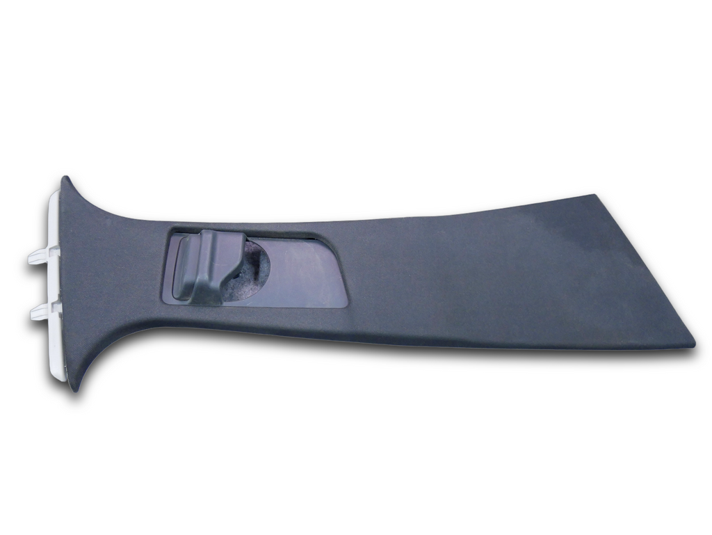 Osłona słupka środkowego prawa czarna A2056905407 Mercedes C-klasa W205
