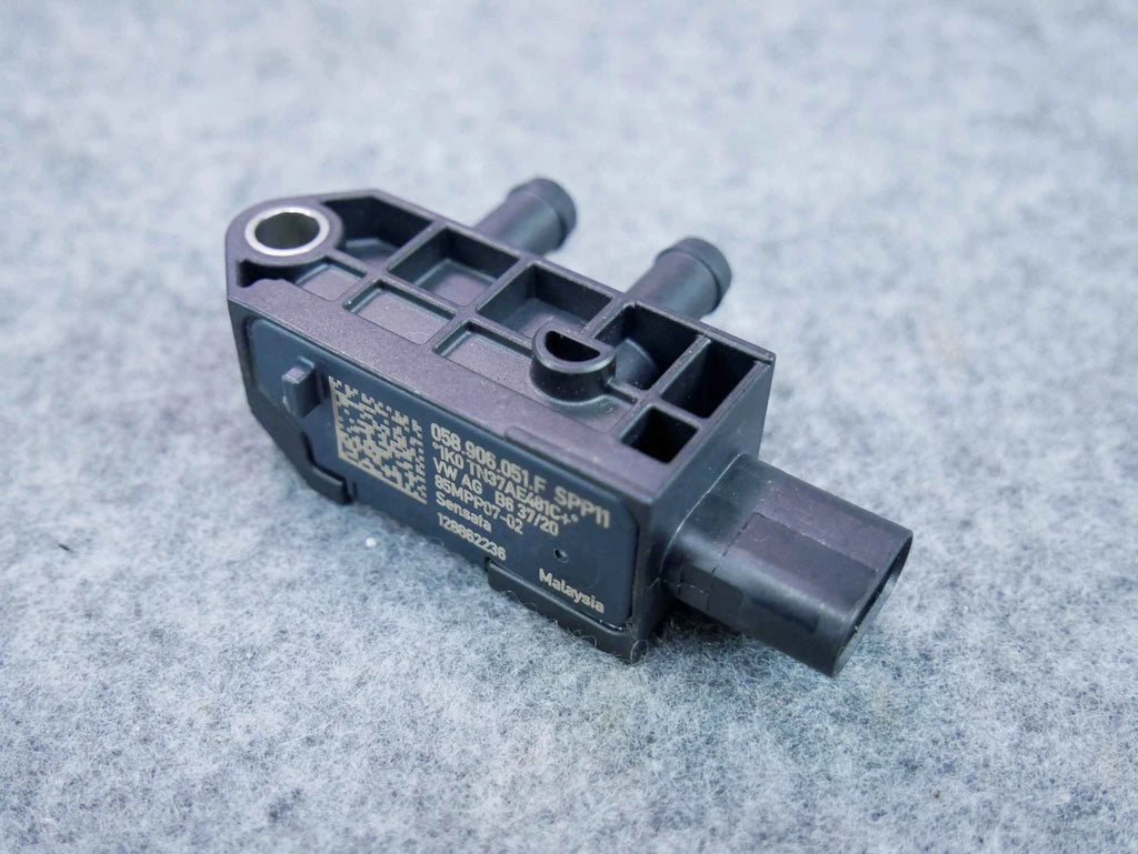Czujnik różnicy ciśnień DPF NOWY OEM 058906051F VW AUDI SKODA
