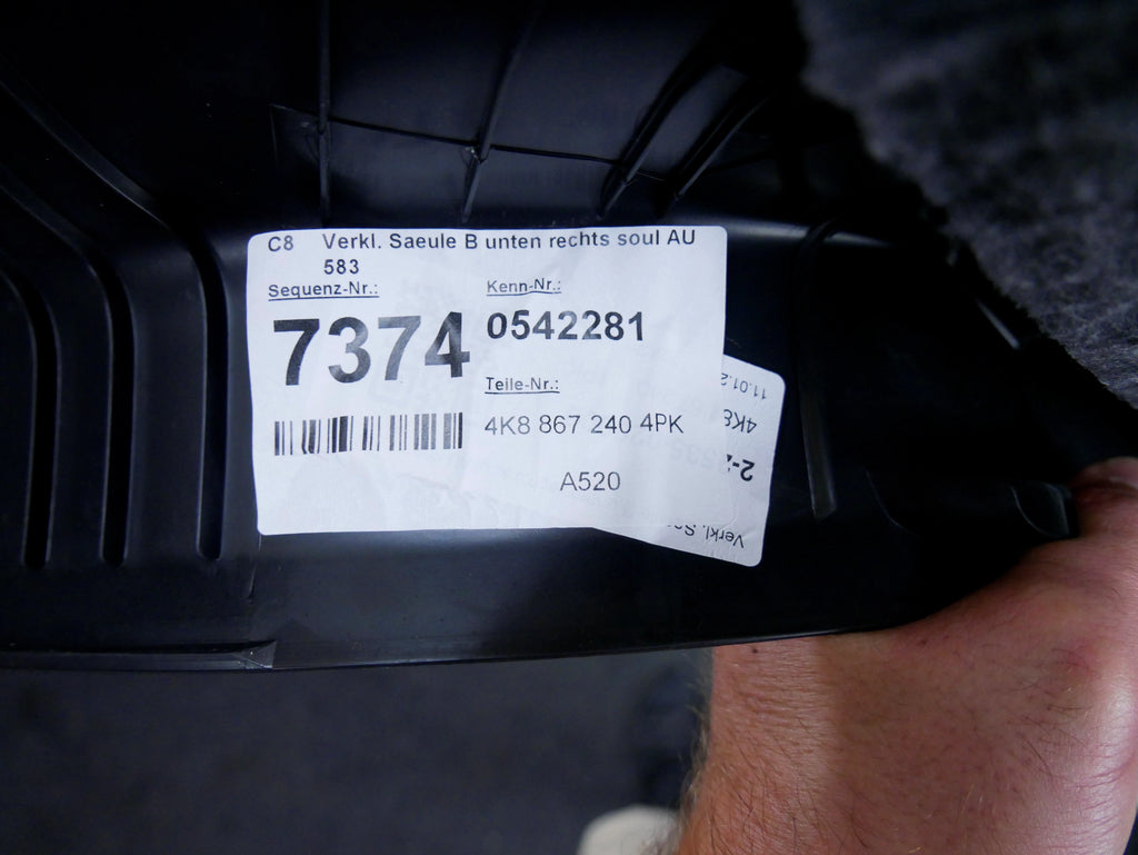 Słupek Słupek B Dół Prawy Pokrywa Tapicerka 4K8867240 Audi A7 C8 4K8