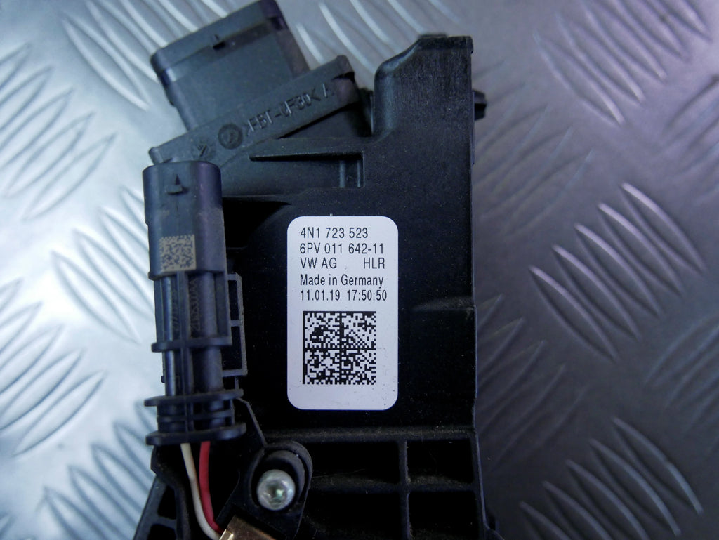 Pedał Gazu Elektryczny 4N1723523 Audi A6 C8 A7 4K A8 D5 Q8 E-Tron Potencjometr