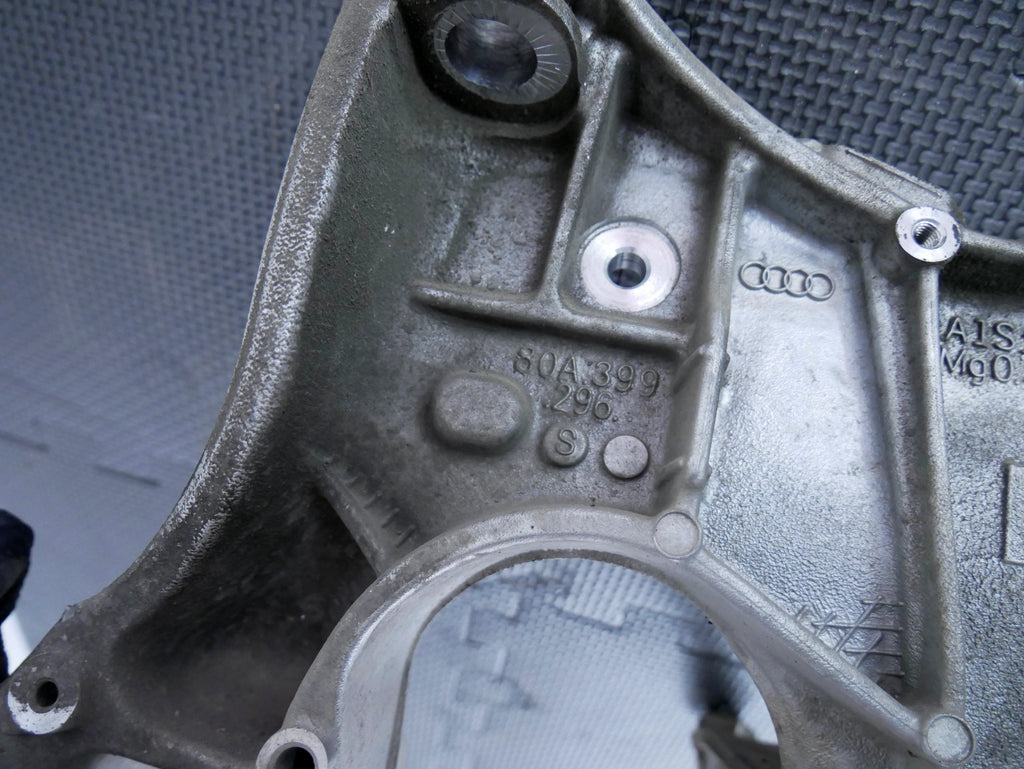 Łapa Wspornik Skrzyni Biegów Poduszka 80A399296S Audi Q5 FY A4 B9 A5 F5 A6 C8 OE