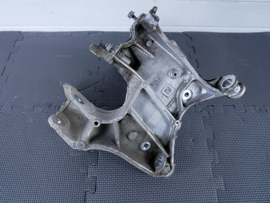 Łapa Wspornik Skrzyni Biegów Lewy 80A399295S Audi Q5 FY A4 B9 A5 A6 C8 A7 OE
