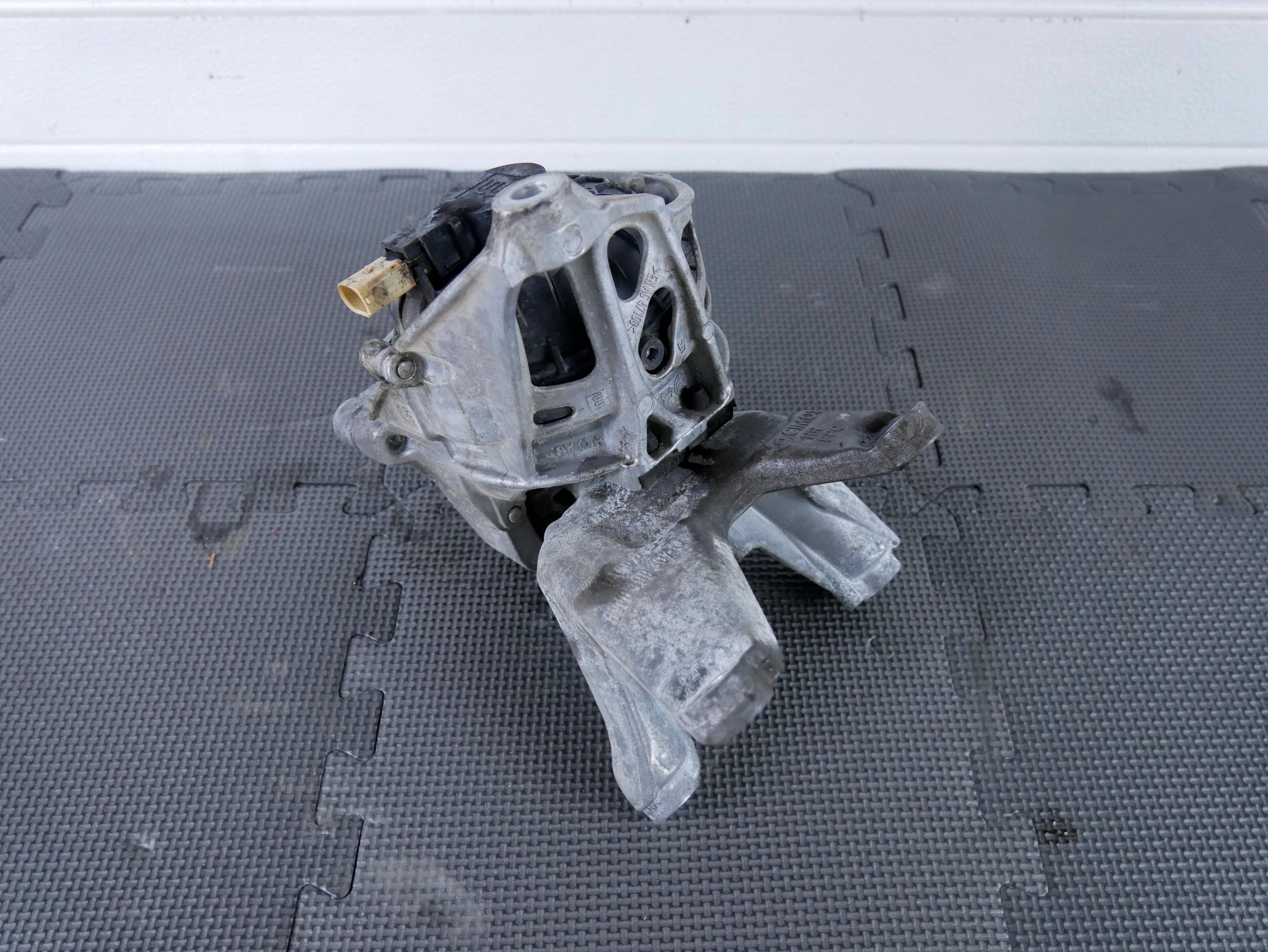 Poduszka Silnika Lewa Hydro 4M0199371FL Audi Q7 4M Q8 A6 C8 A7 4K 3.0 TFSI