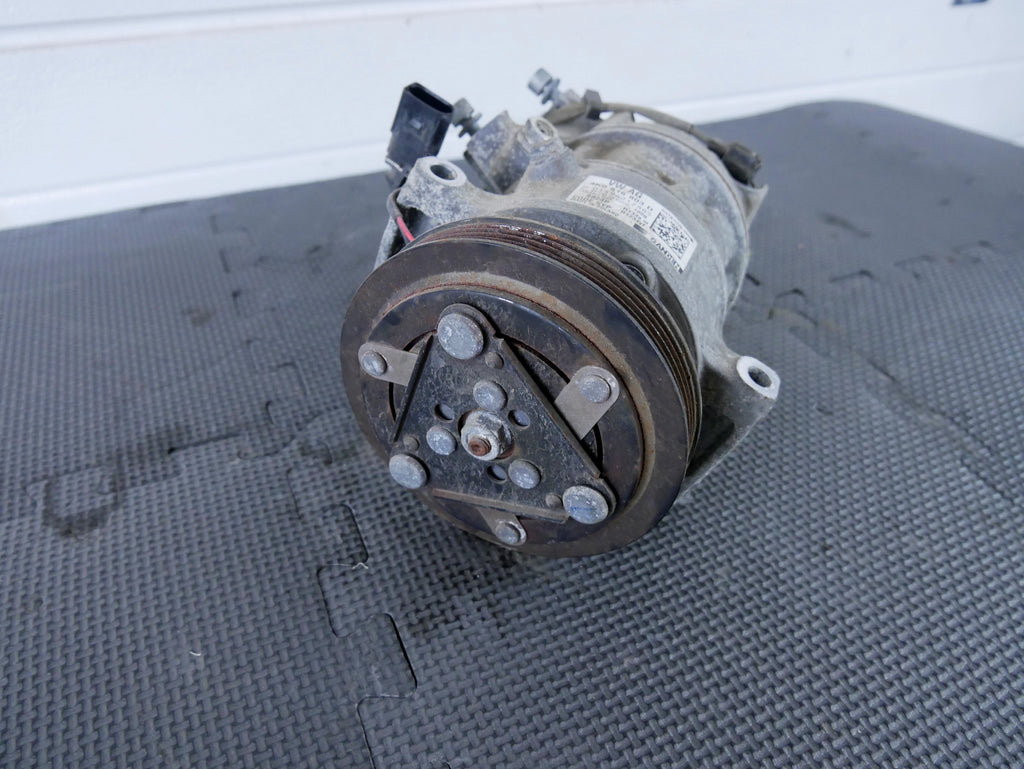 Kompresor Klimatyzacji 4K0816803D Audi A7 4K A6 C8 Q8 3.0 55 TFSI Sanden OE